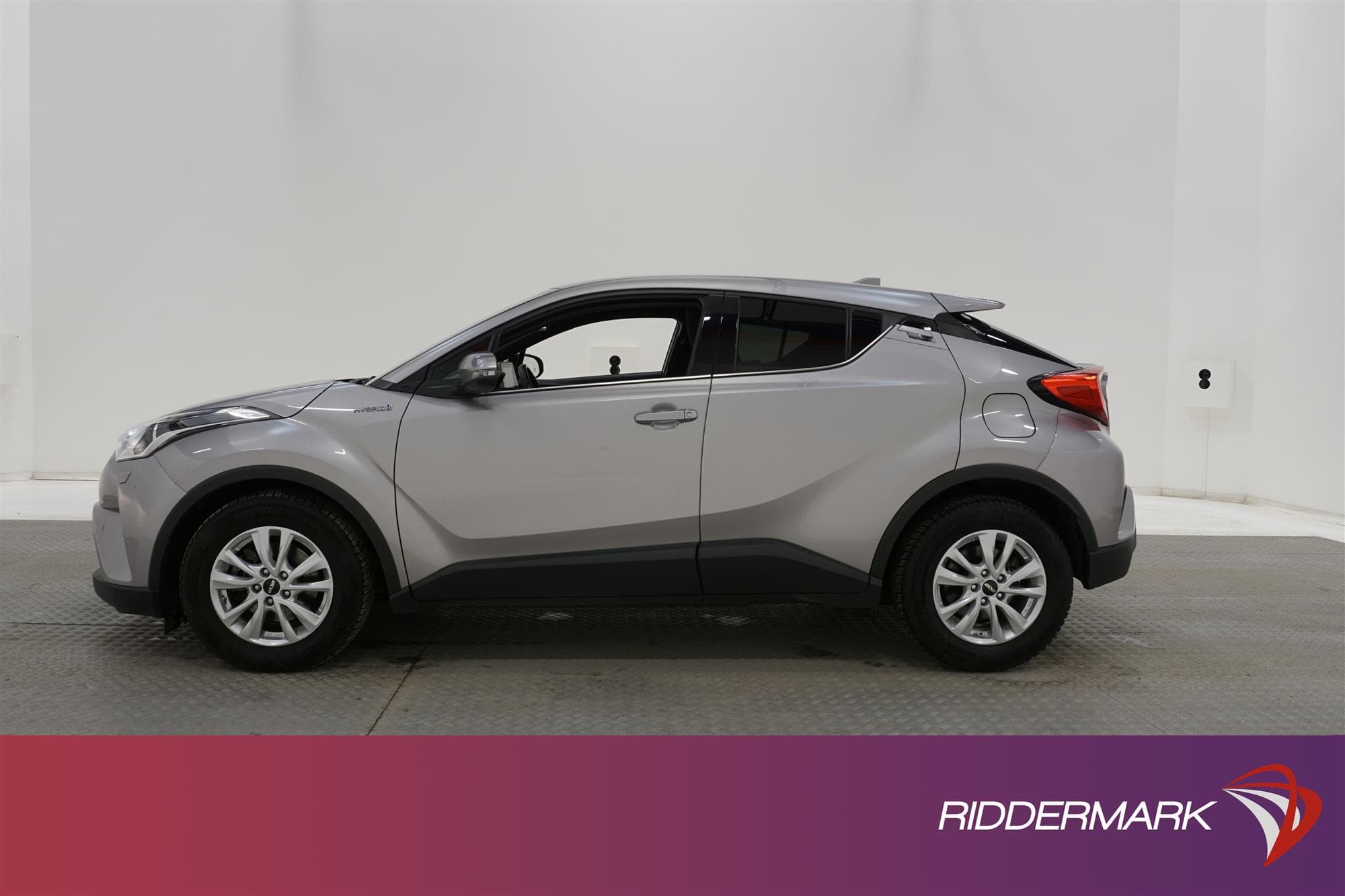 Toyota C-HR Hybrid 122hk B-Kam Lane Assist 0,38L/mil