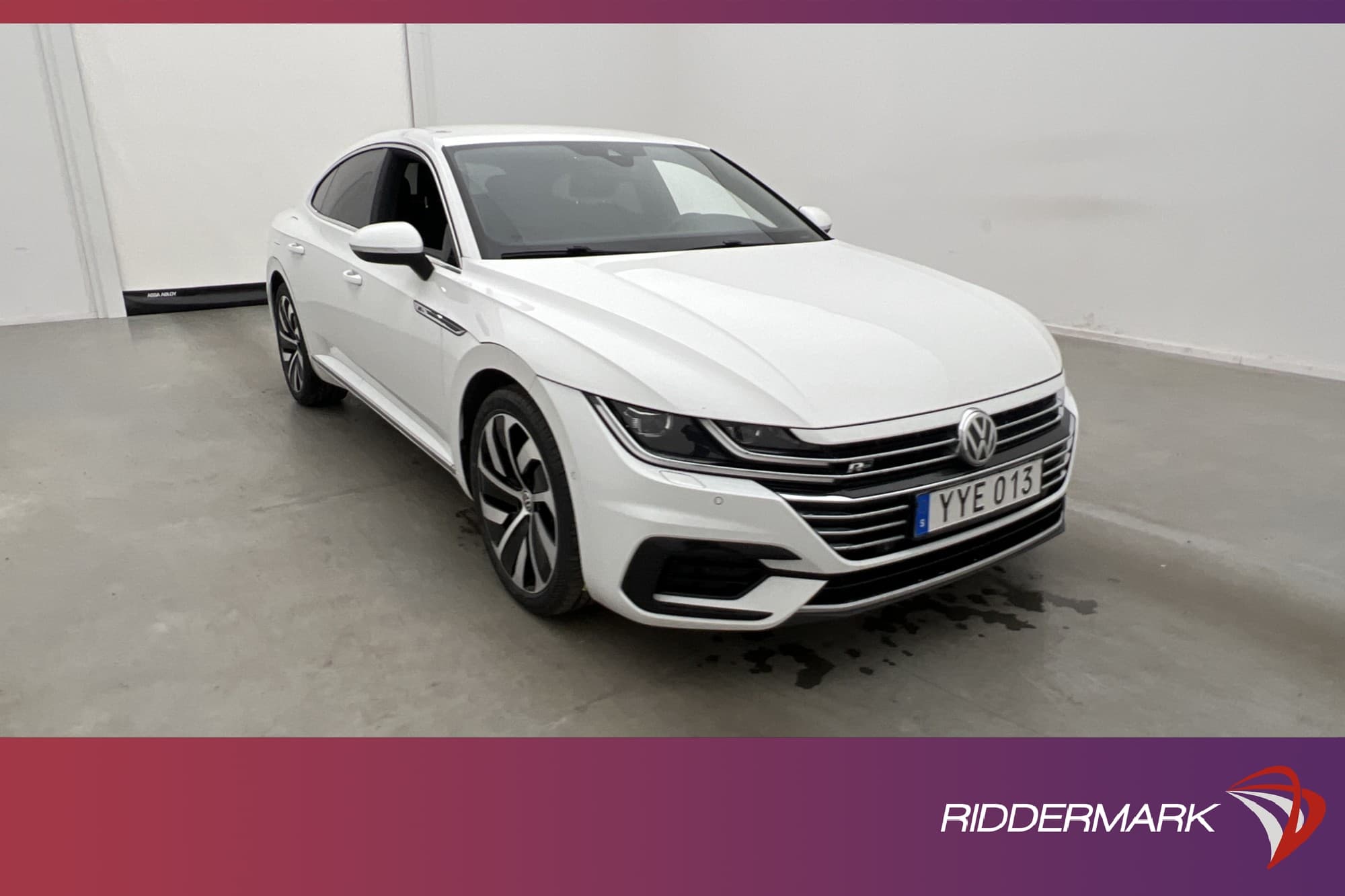 Volkswagen Arteon 4M 190hk MOMS R-Line Cockpit Kamera Navi