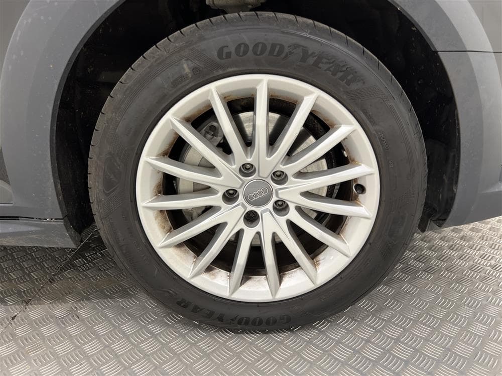 Audi A4 Allroad 2.0 TDI Quattro 190hk Proline D-Värmare Draginteriör