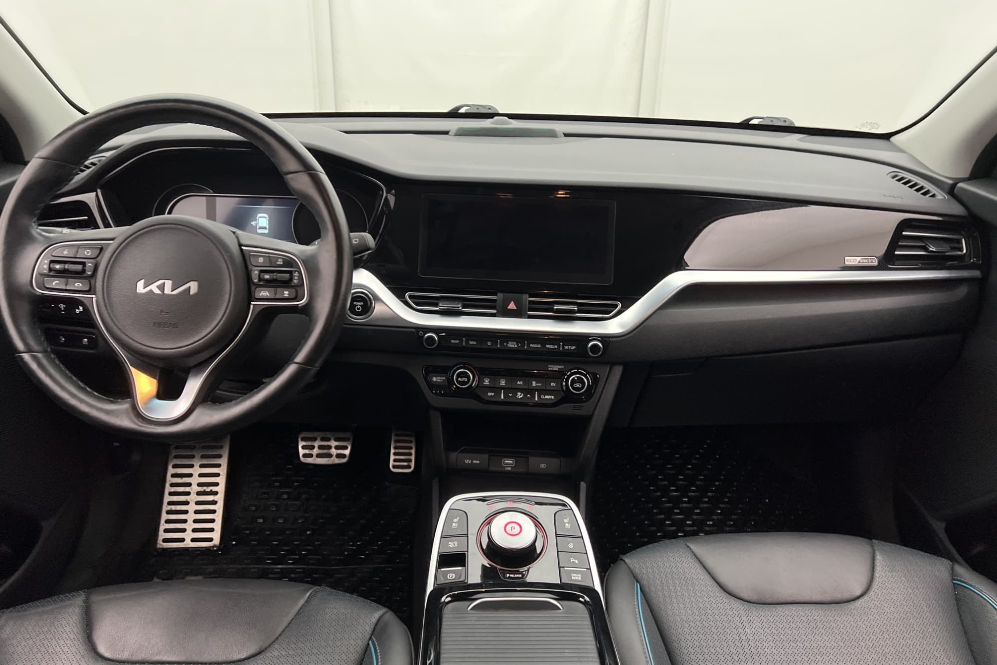 Kia Niro 64 kWh 204hk Advance Plus Kamera Navi Skinn CarPlay