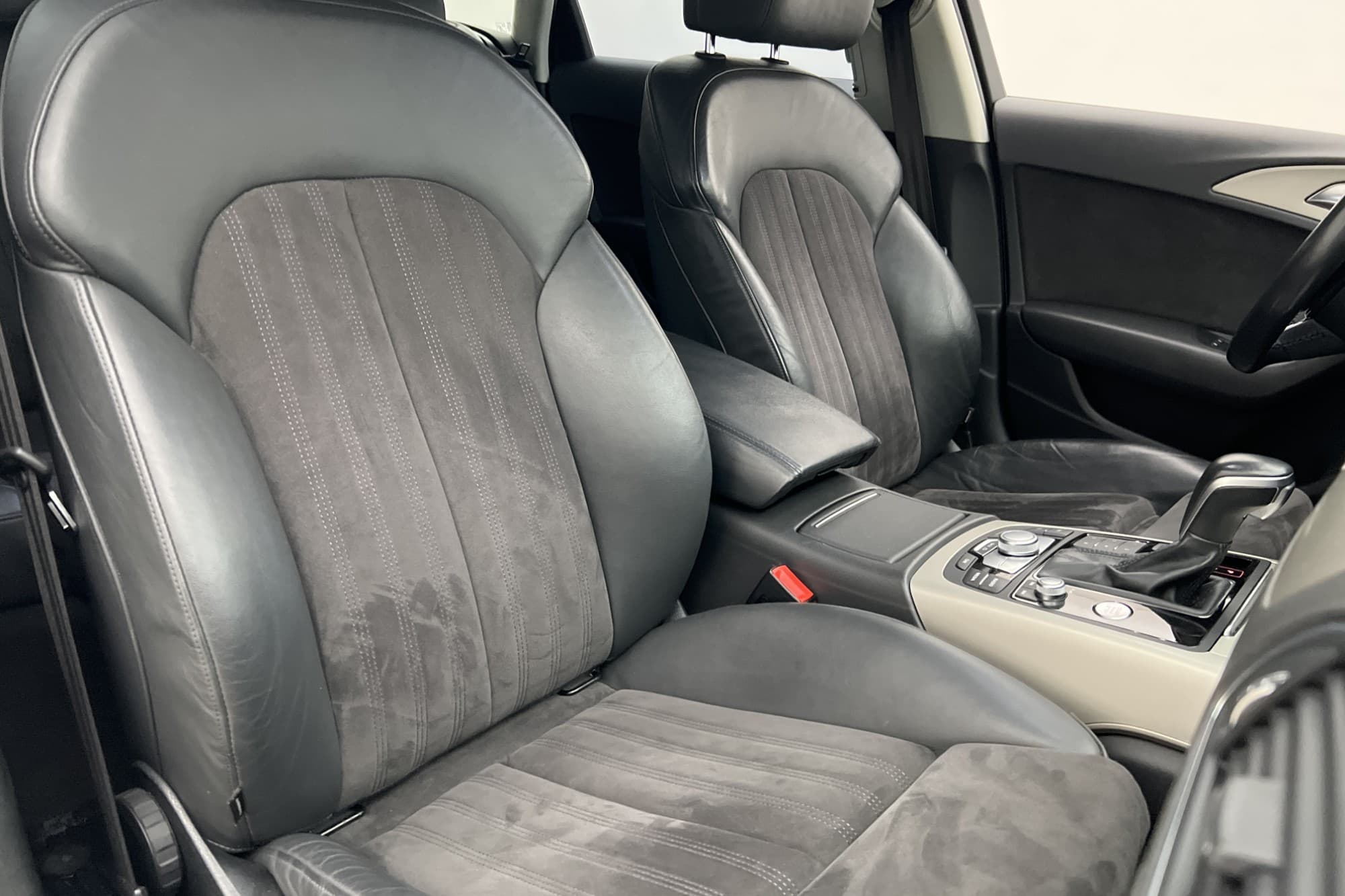 Audi A6 Allroad Q 218hk Kamera Dragkrok Keyless Farthållare