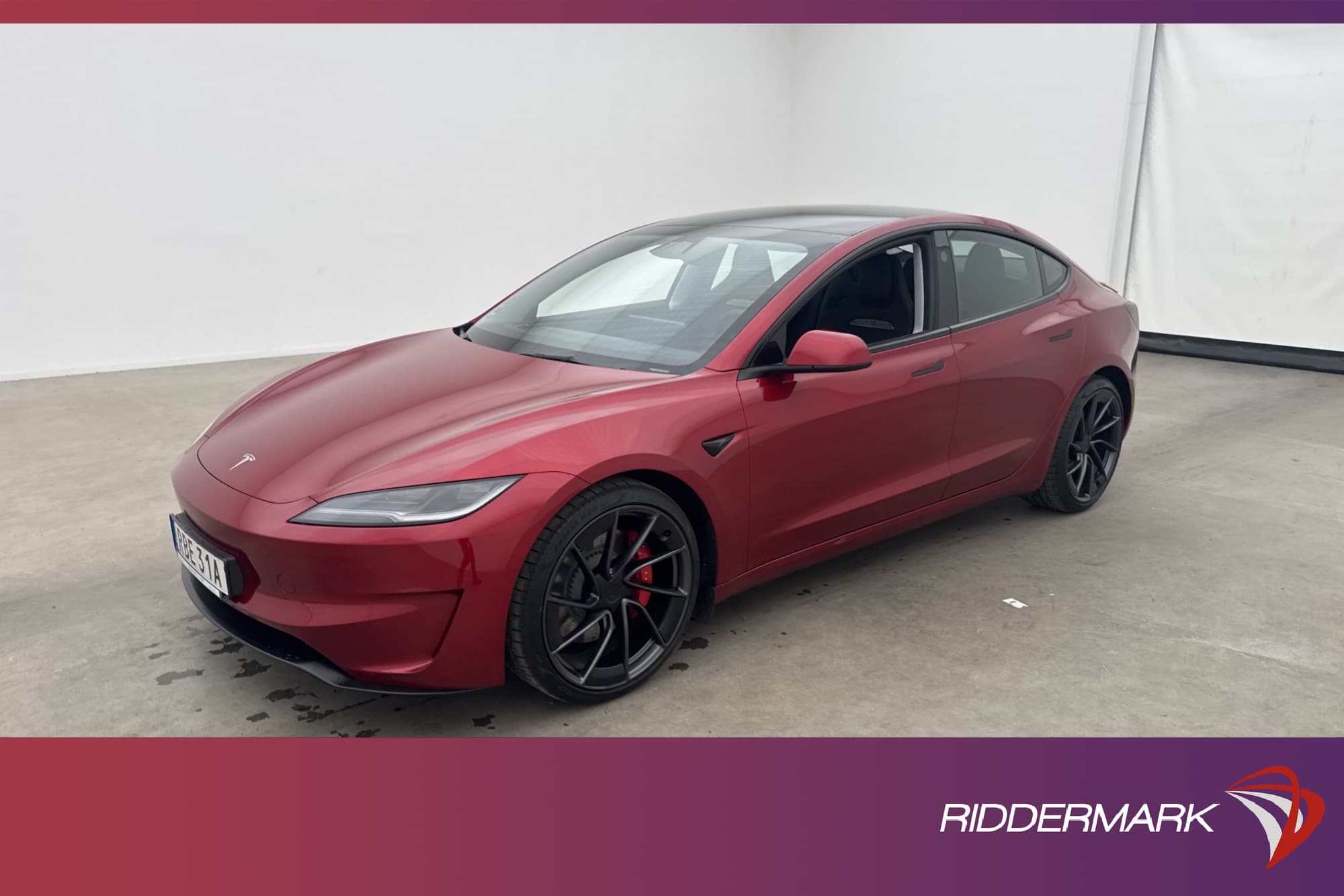 Tesla Model 3 Performance