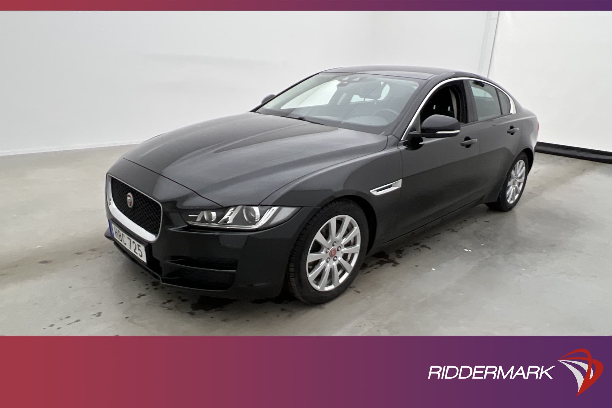 Jaguar XE E-Performance 163hk Kamera Rattvärme Elstolar