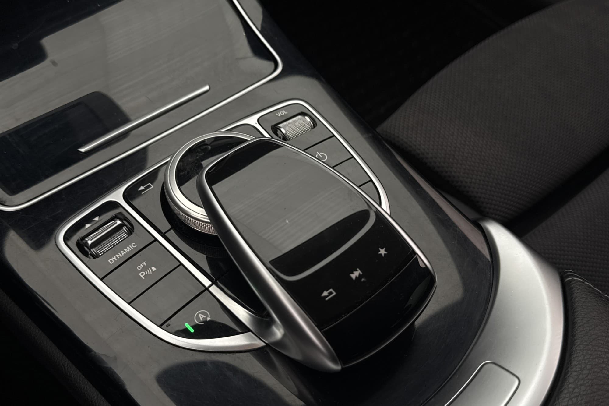 Mercedes-Benz C 180 T 156hk AMG Line Navi Halvskinn