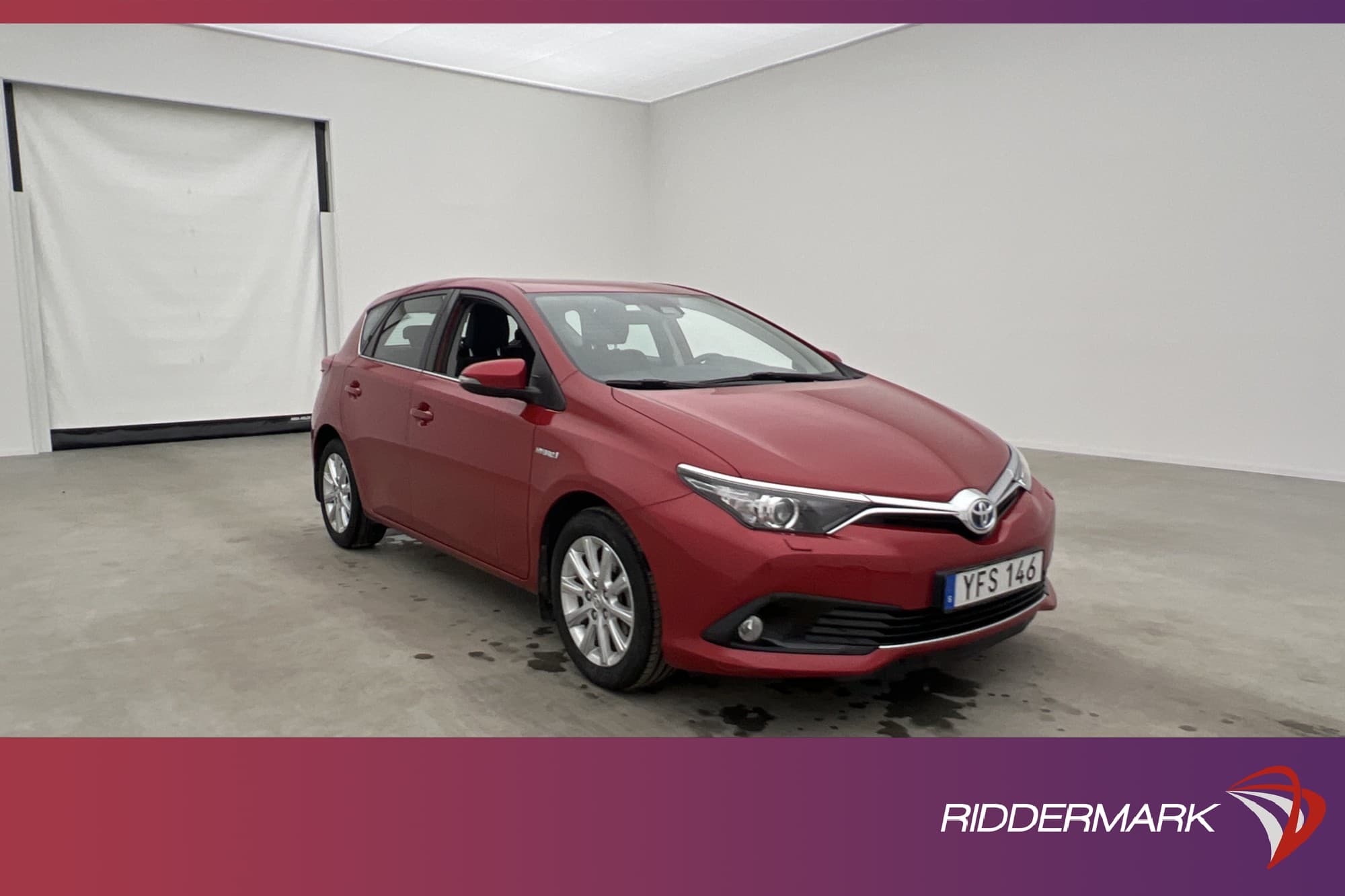 Toyota Auris Hybrid 136hk
