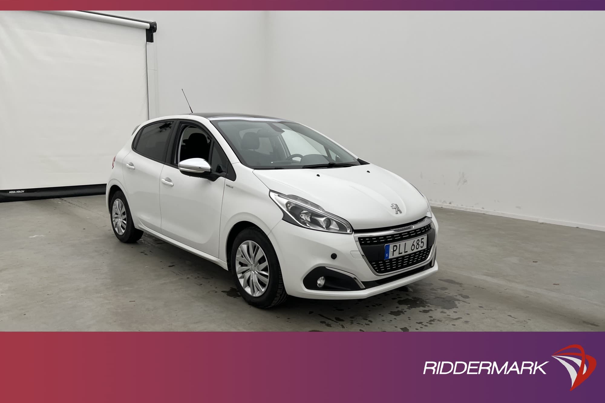 Peugeot 208 VTi 82hk