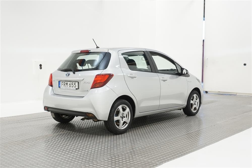 Toyota Yaris 1.5 Hybrid 101hk Välservad Låg Skatt 0,33L/mil