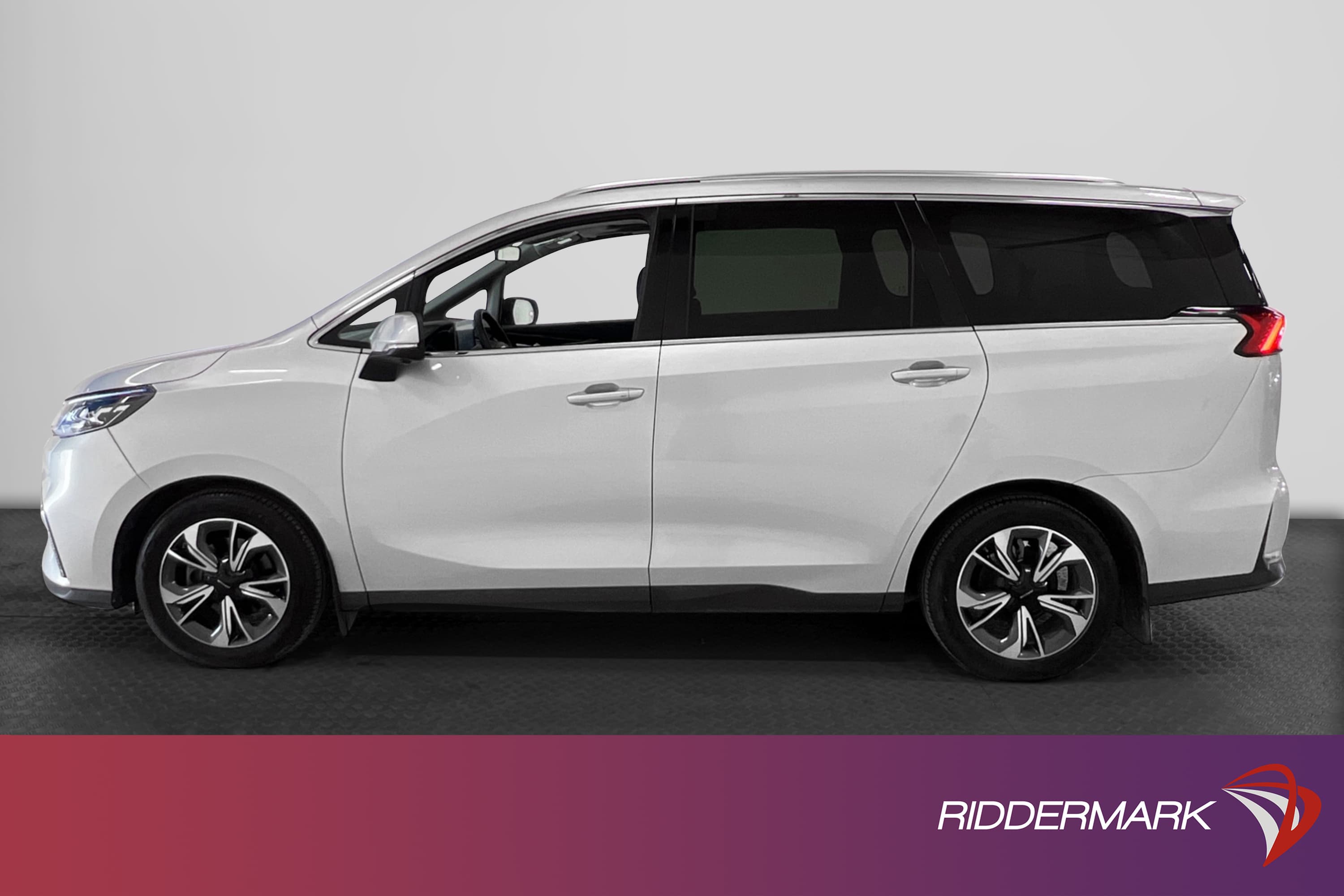 Maxus Euniq 5 51.5 kWh 204hk