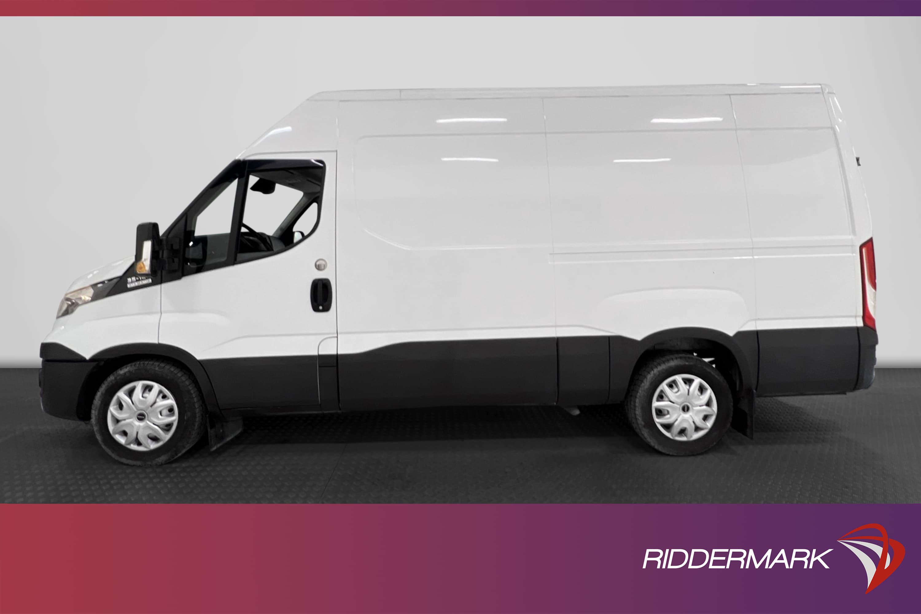 Iveco Daily L3H2 2.3JTD 136hk Värmare Dragkrok 1-Ägare Moms
