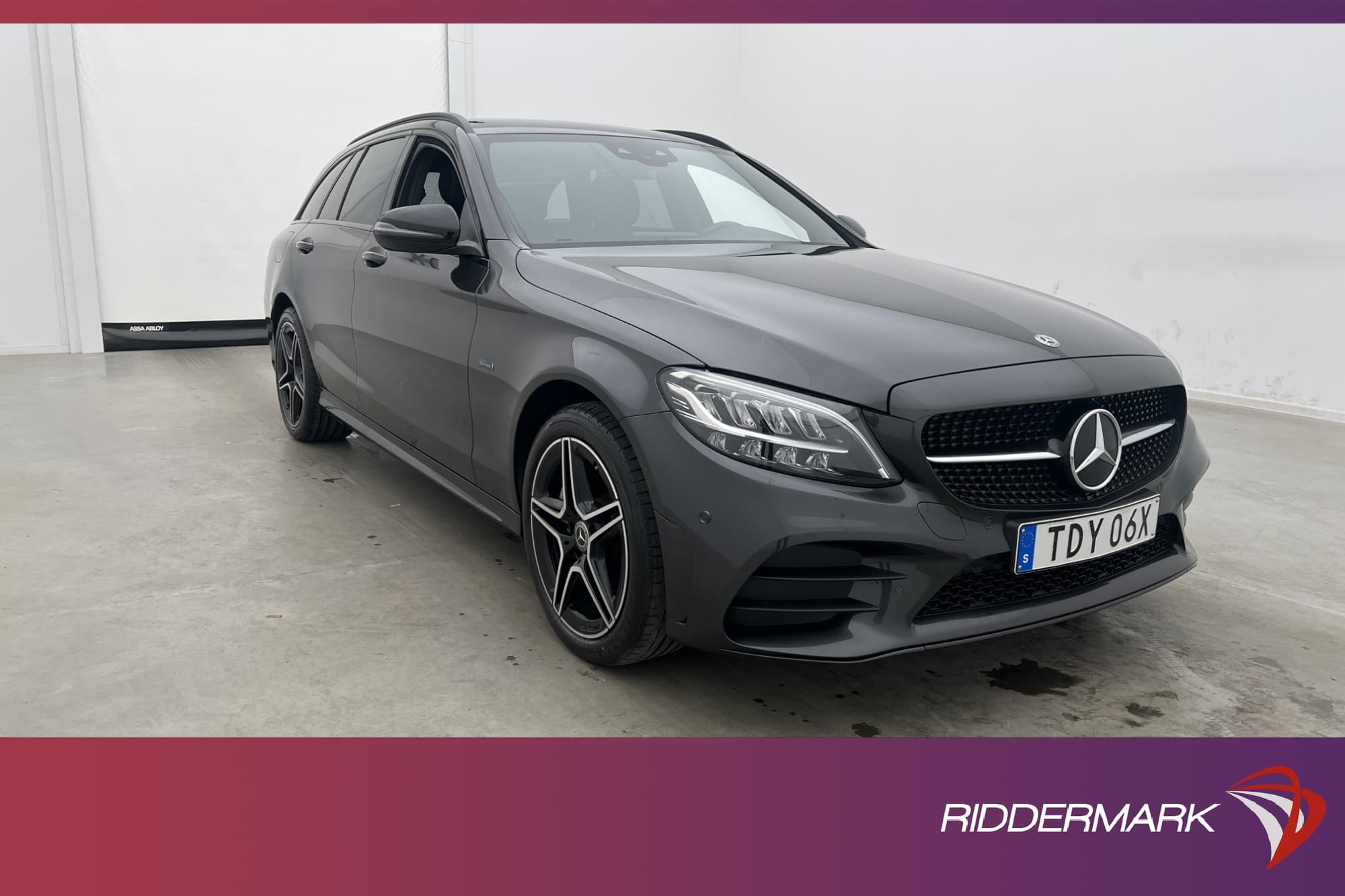 Mercedes-Benz C 300 T e 320hk