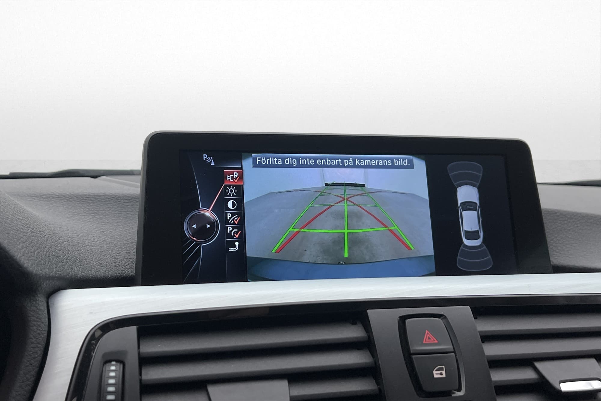 BMW 428 i xDrive Coupé M Sport-Ratt HiFi Kamera Navi Drag