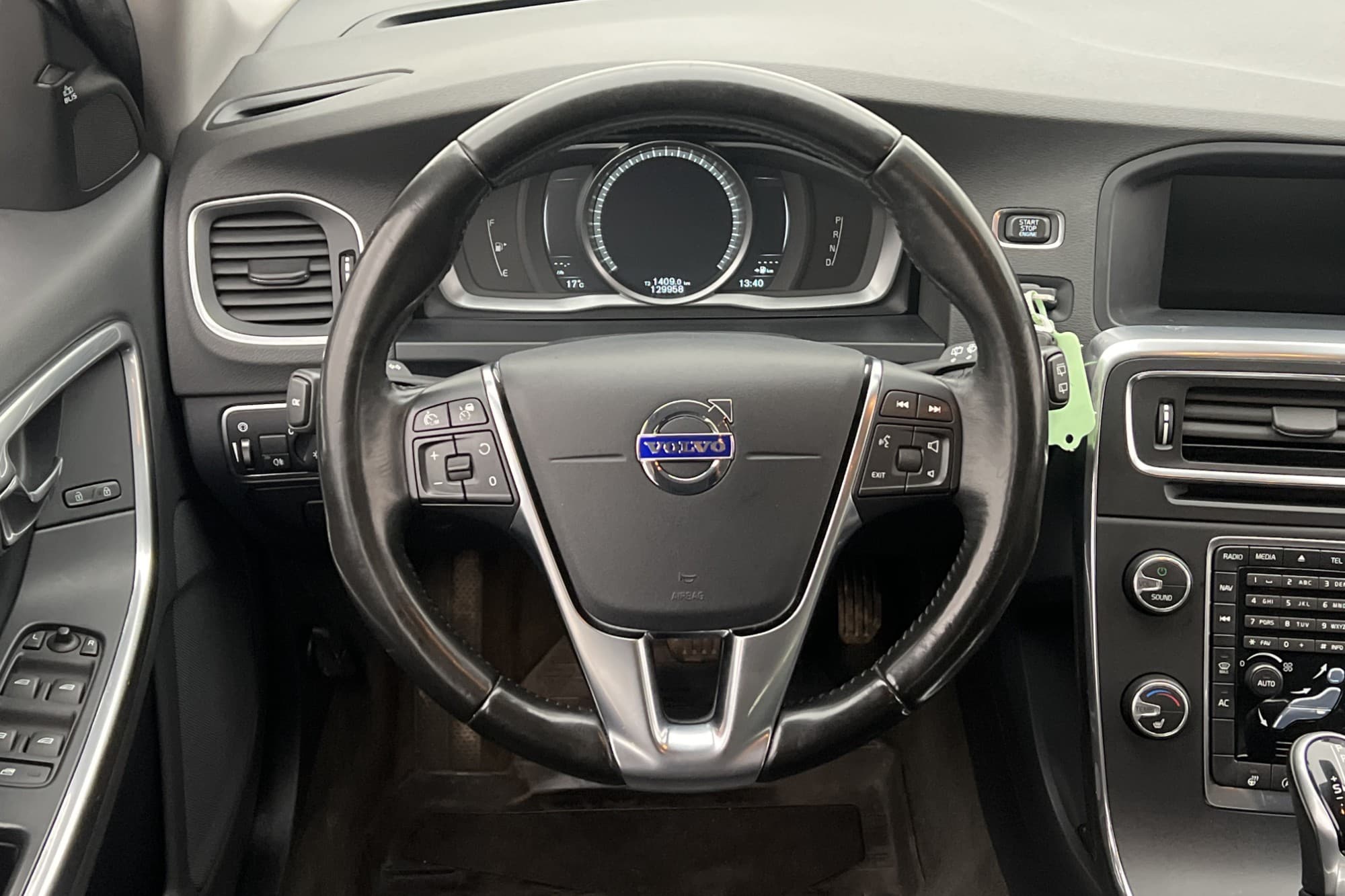 Volvo V60 D3 Kinetic VOC D-Värm Sensorer BLIS Rattvärme Drag