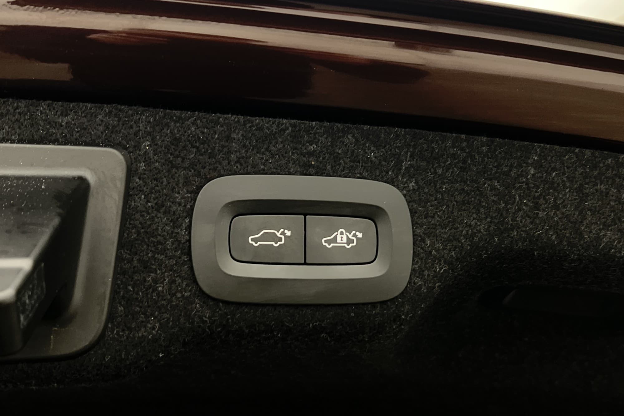 Volvo S90 D4 Momentum Värmare BLIS Adapt-fart Navi 4-Zons