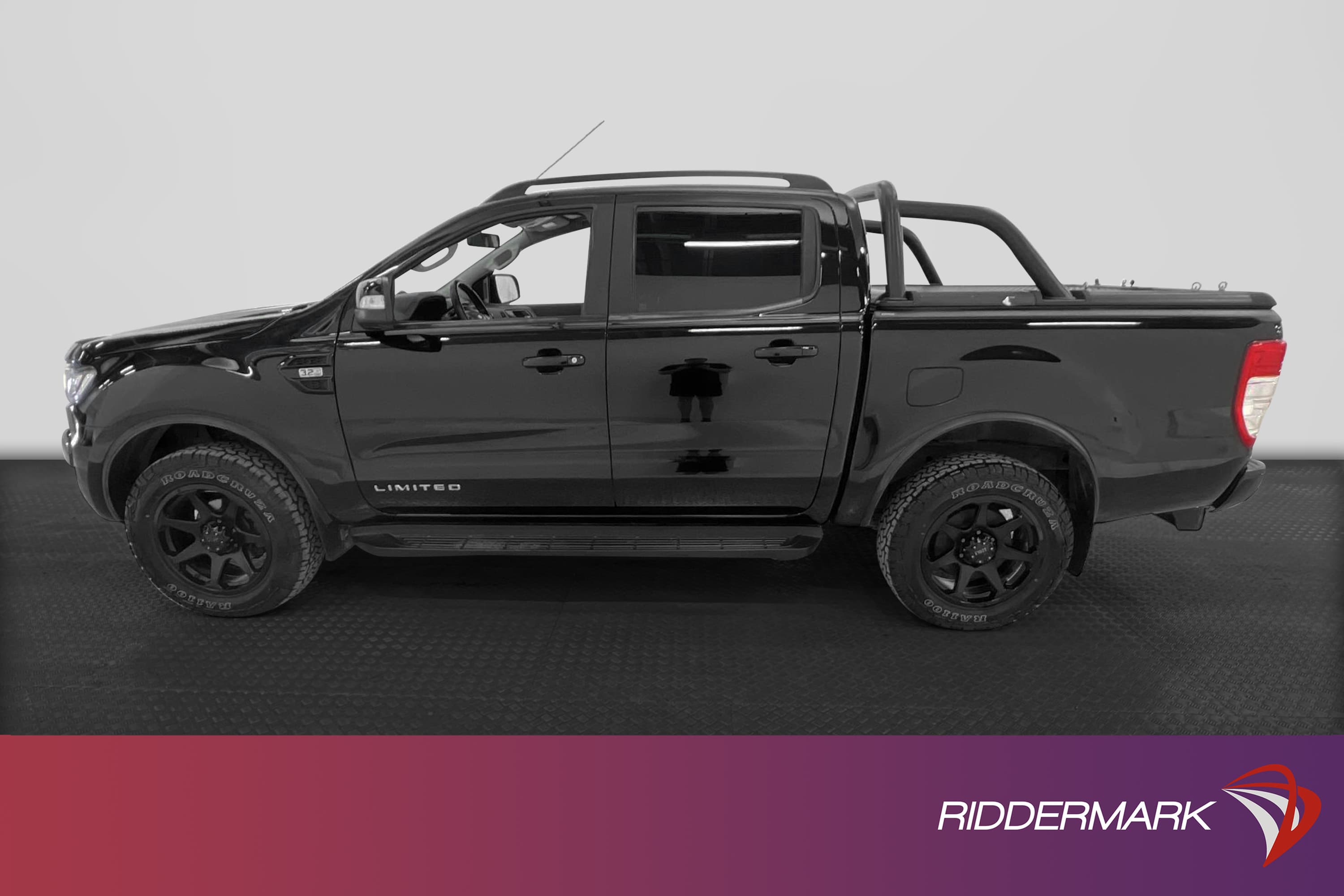 Ford Ranger Limited Black 3.2TDCi 4x4 Värmare Dragkrok Moms