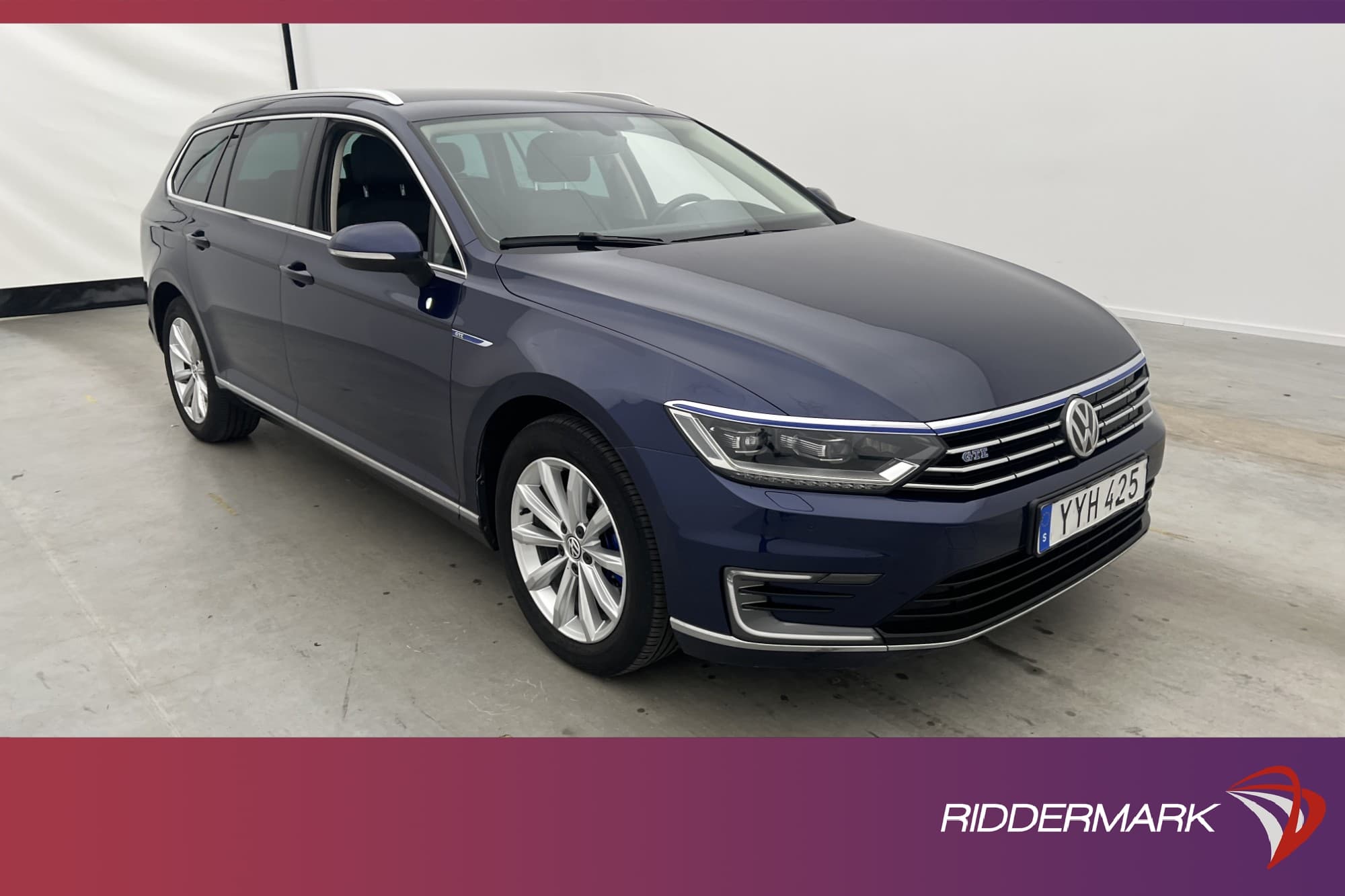 Volkswagen Passat GTE 218hk