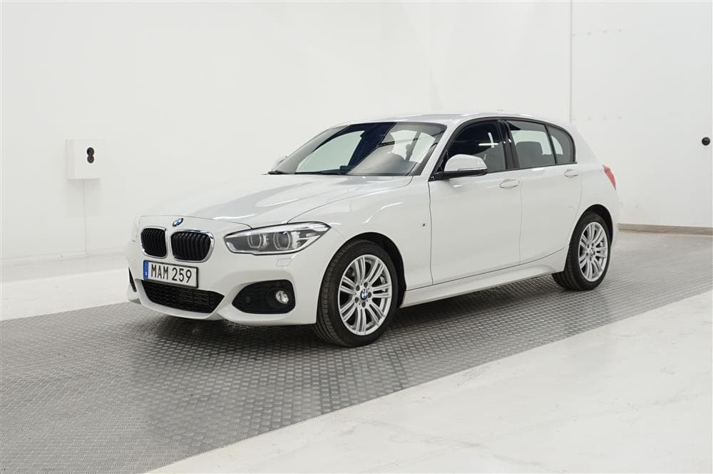 BMW 118d xDrive 5dr, F20 150hk M Sport PDC Alcantara Dragexteriör