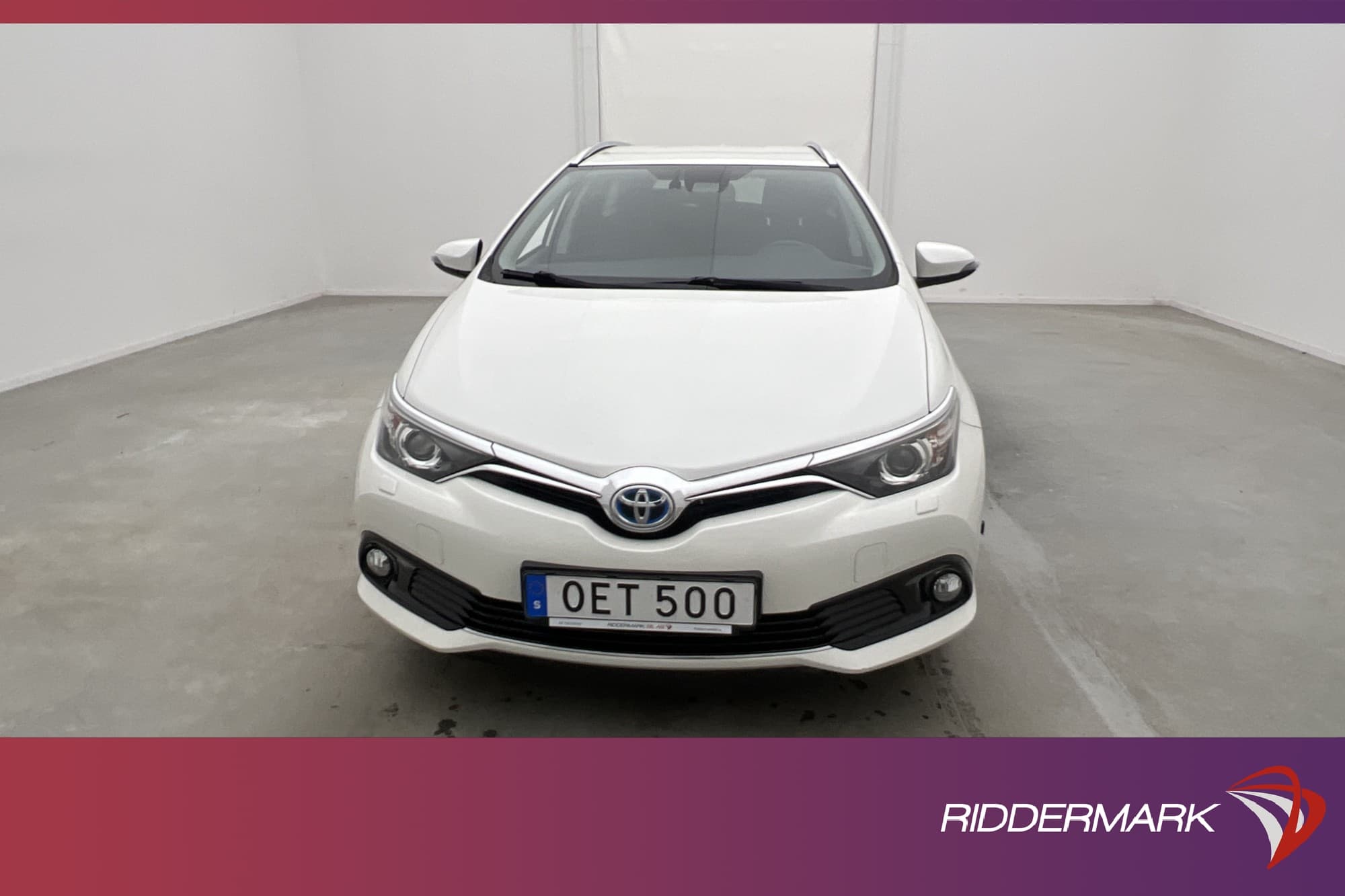 Toyota Auris Touring Sports Hybrid 136hk