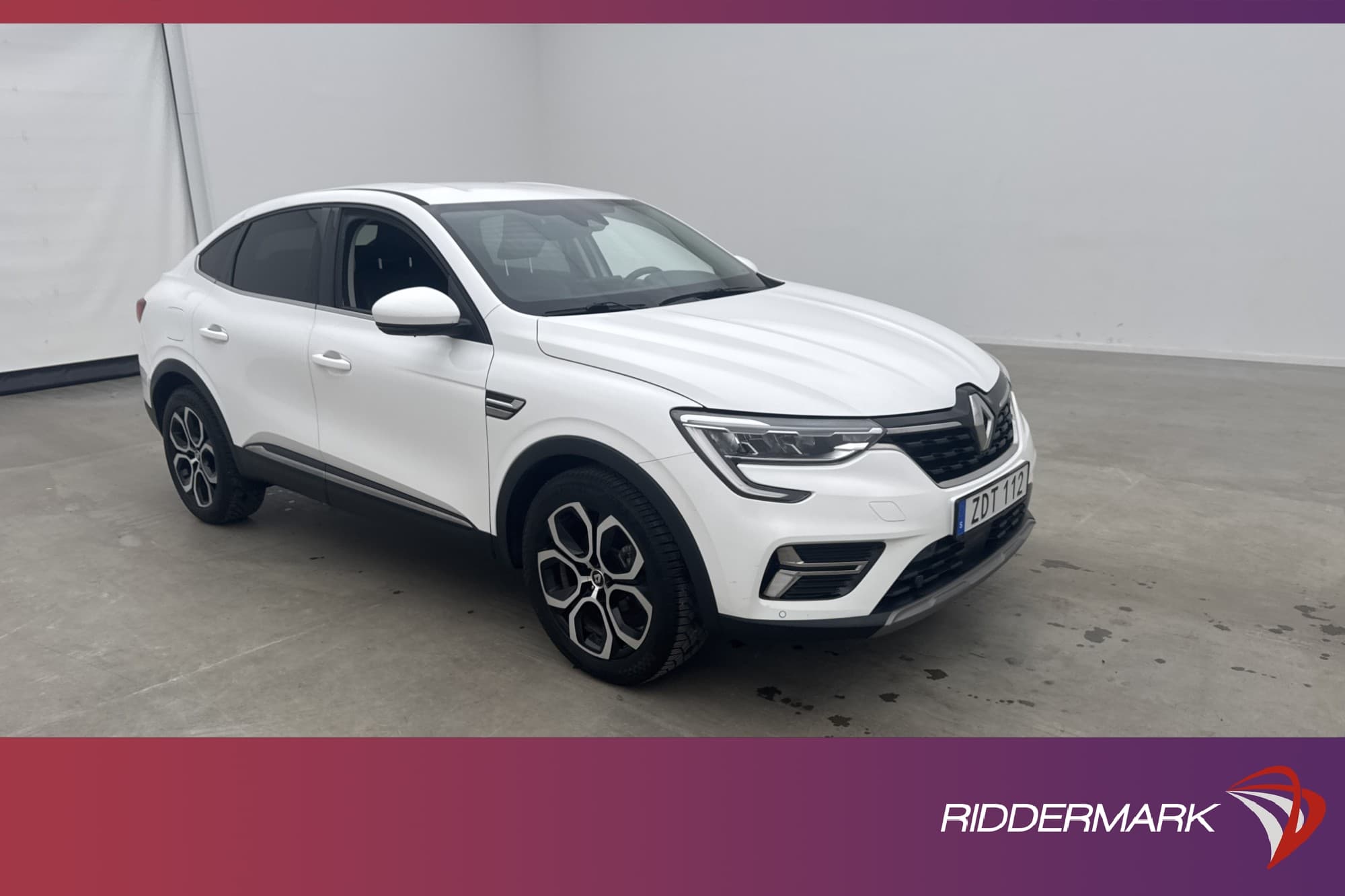 Renault Arkana E-TECH 145 143hk Intens M/K-Värm Navi Kamera