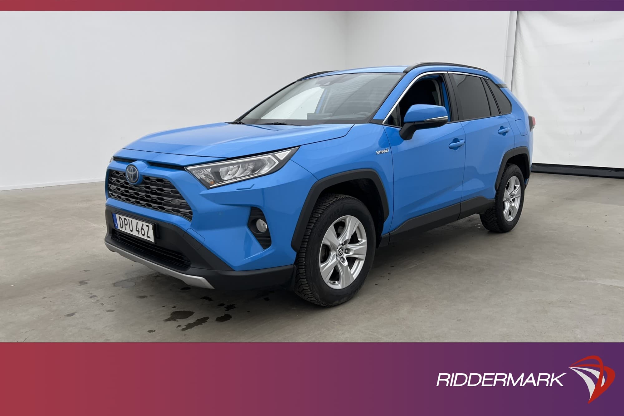 Toyota RAV4 Hybrid E-CVT 218hk