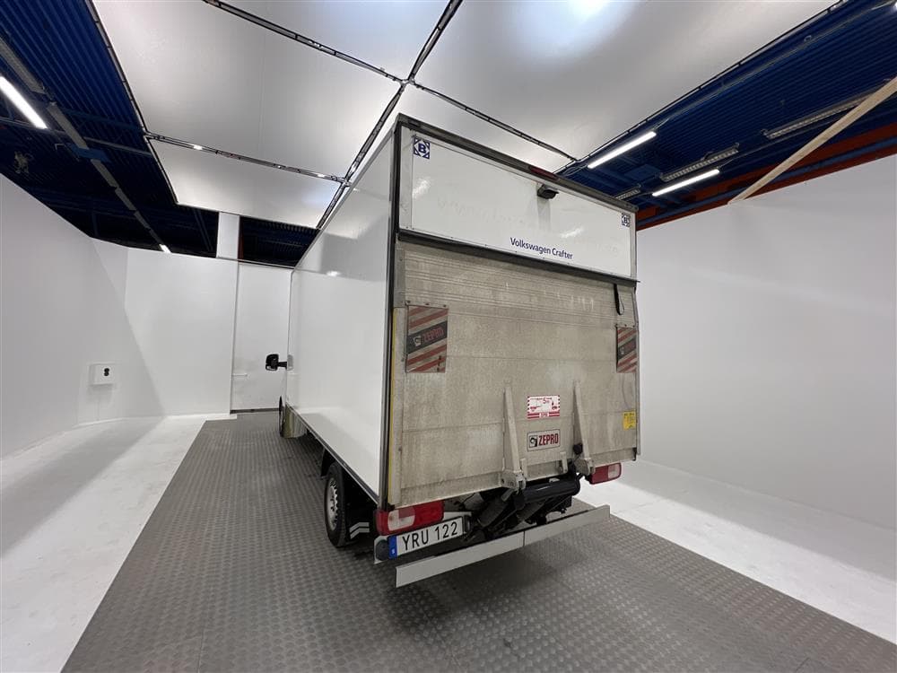 Volkswagen Crafter 2.0TDI Aut 177hk Volymskåp Värmare Moms  