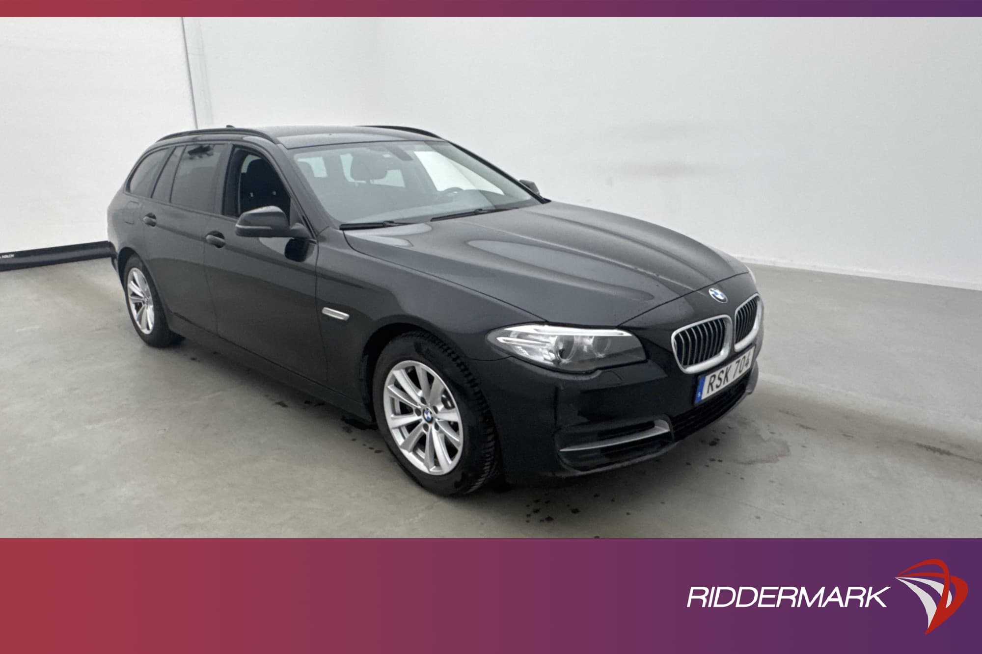 BMW 520 d xDrive Touring D-Värm HiFi Rattvärme Sensorer Drag