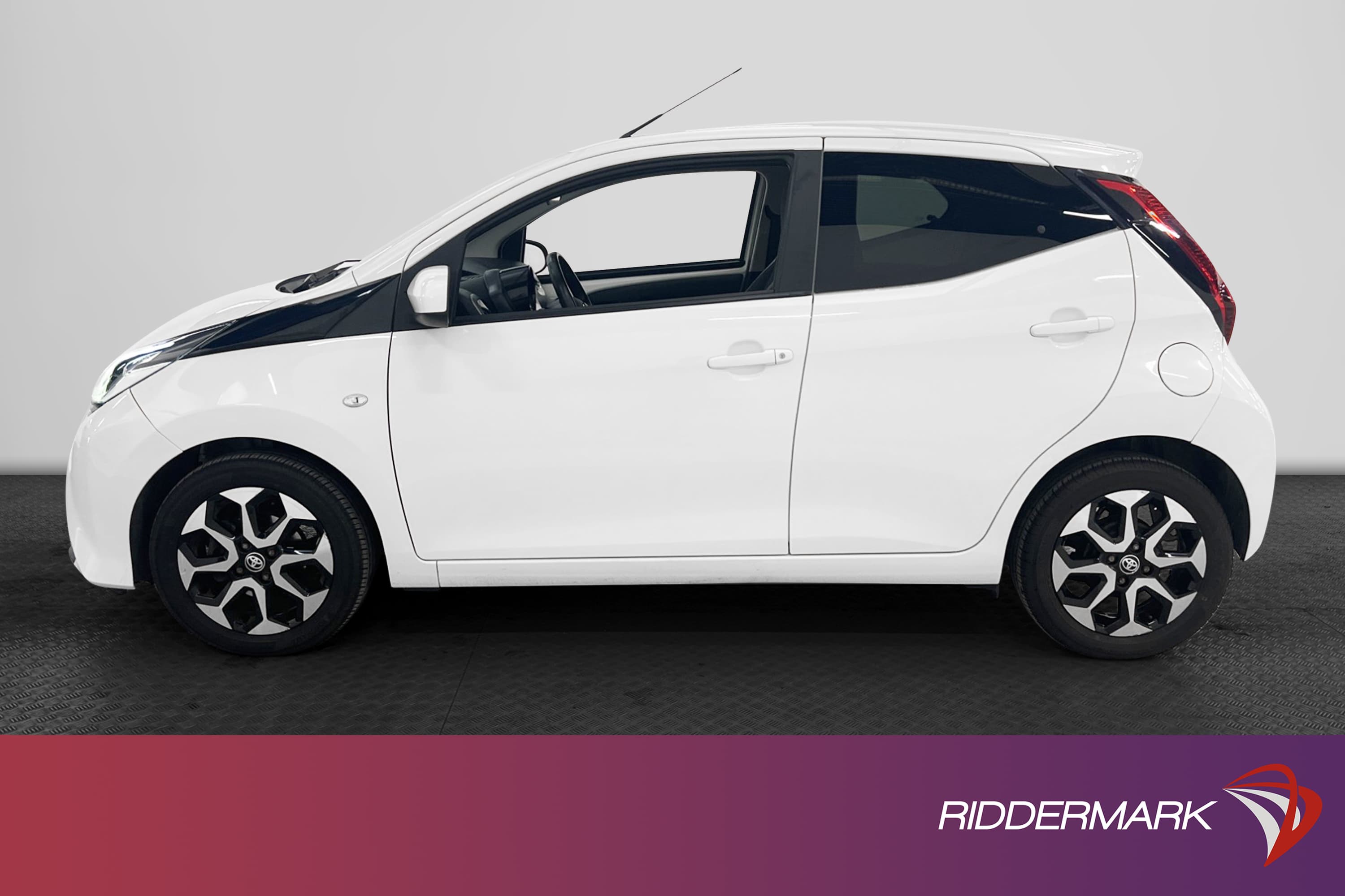 Toyota Aygo 1.0 VVT-i 72hk Carplay