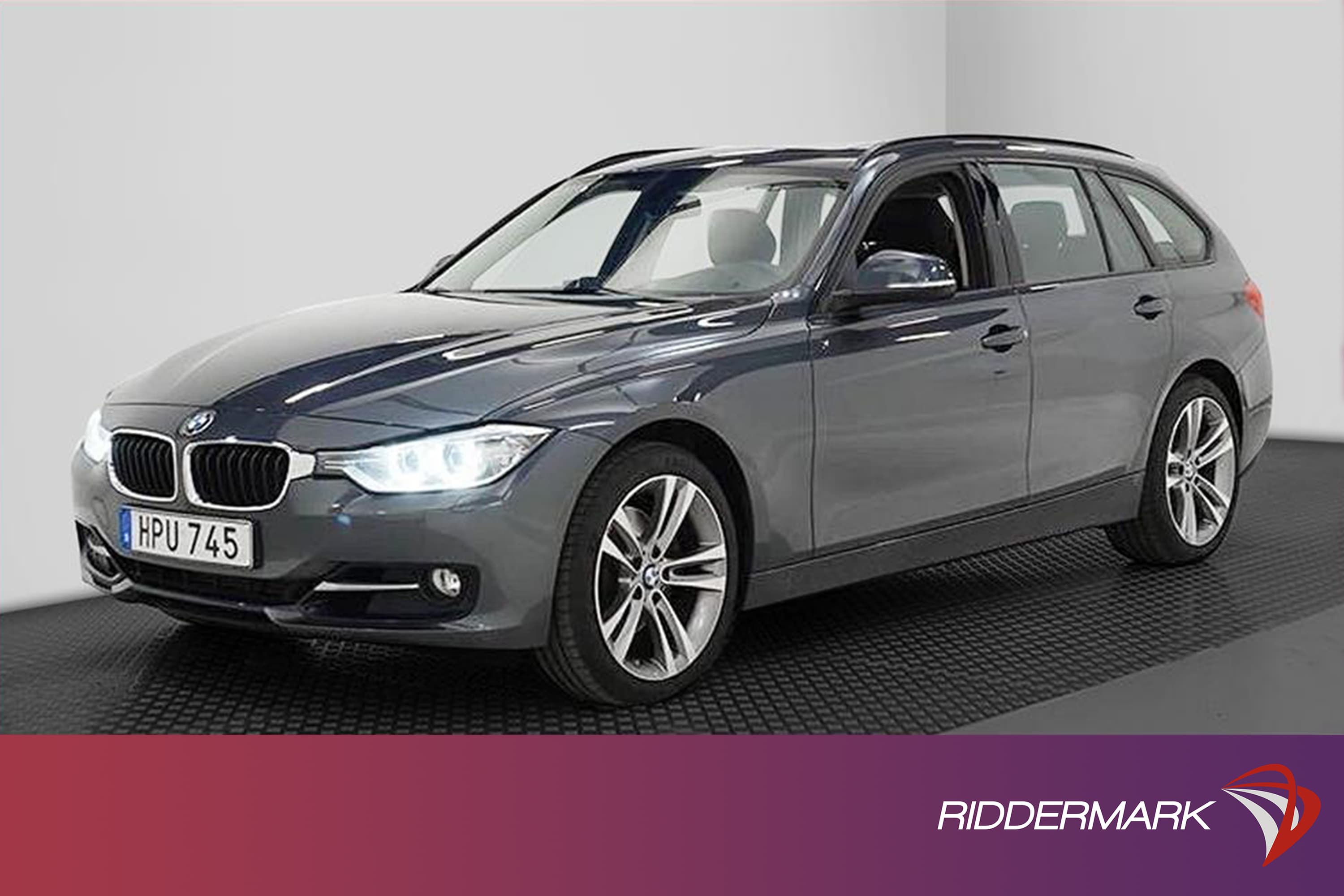 BMW 330 d xDrive Sport Line Panorama Harman/Kardon M-Rattexteriör