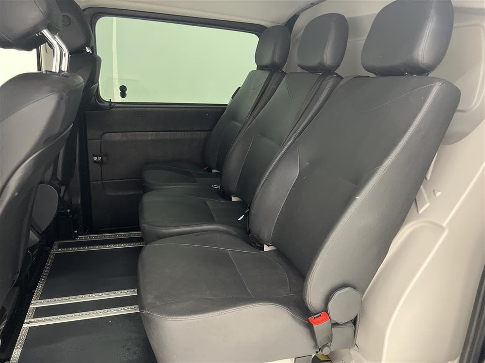 Mercedes-Benz Vito Mixto Aut 190hk Edt.1 Xlång Värmare Moms interiör