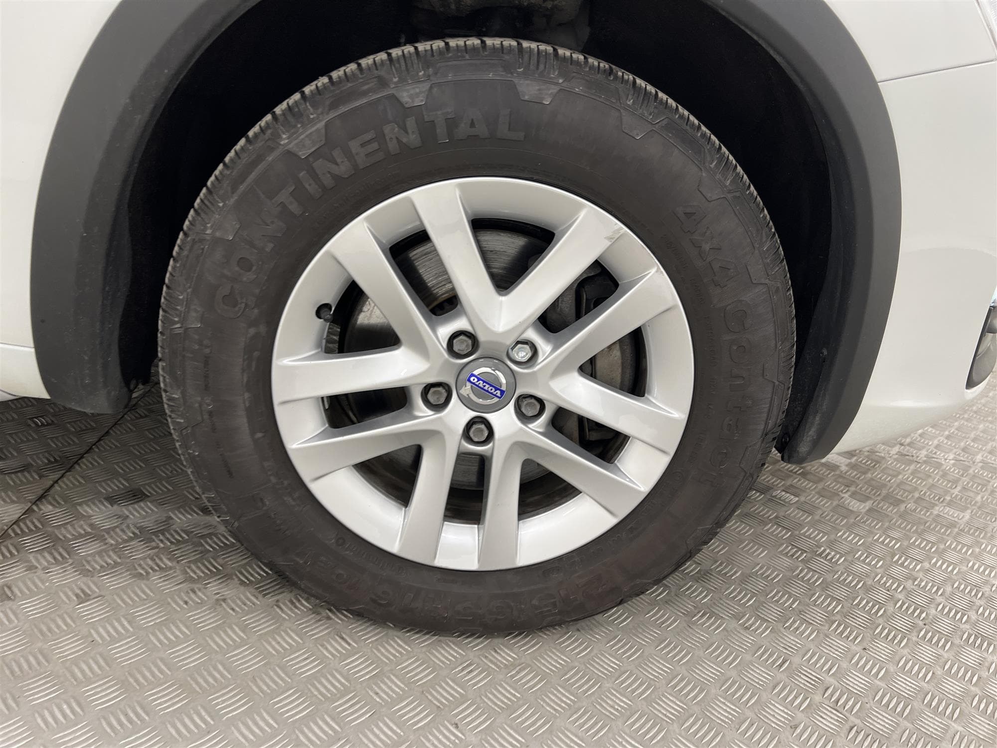 Volvo V60 Cross Country D3 150hk D-Värm P-Sensorer0,46L/mil