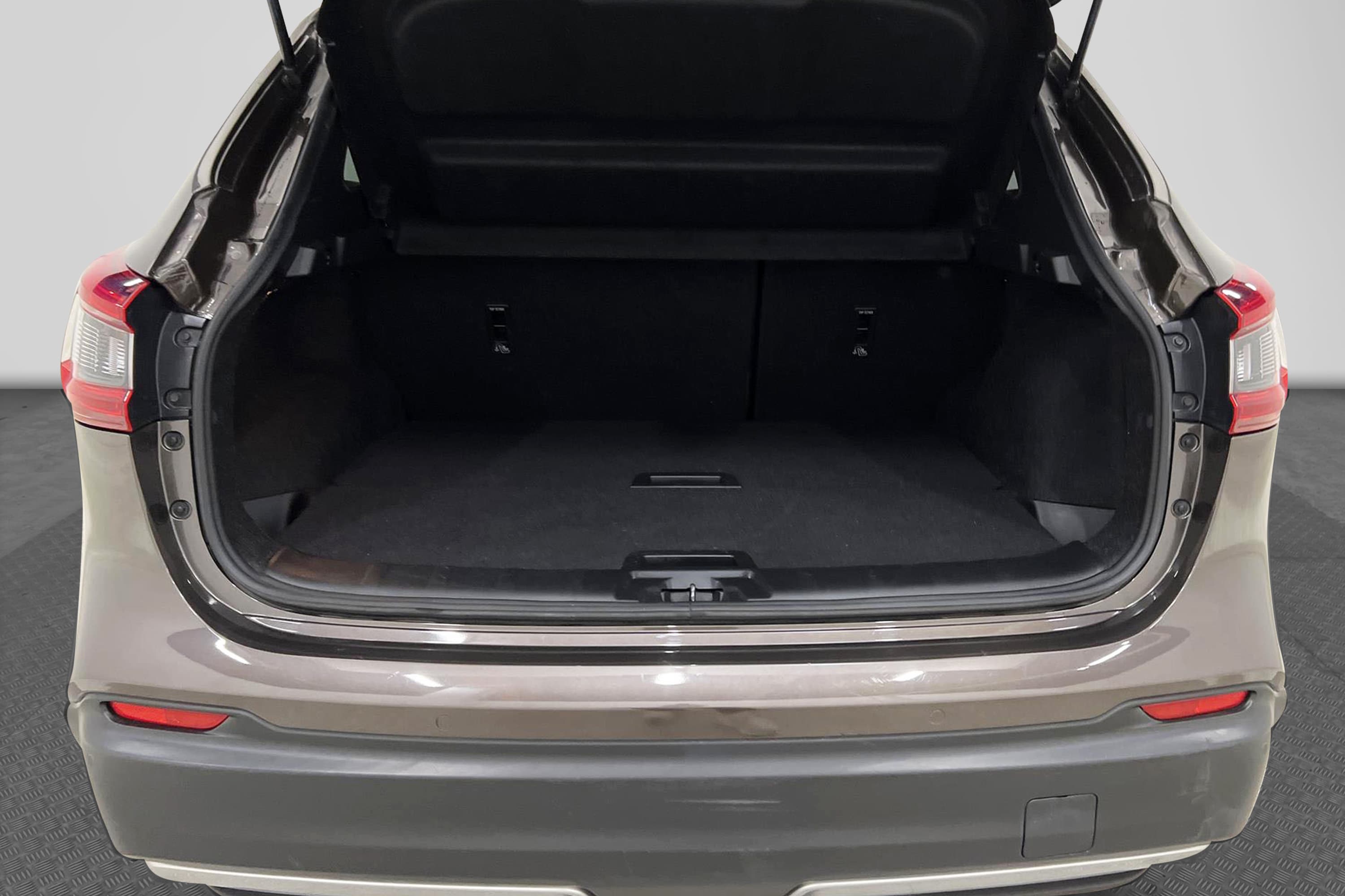 Nissan Qashqai 1.3 DIG-T 160hk Navi B-Kam Keyless 0,49L/mil