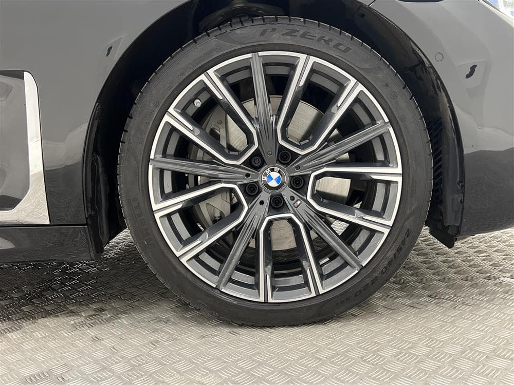 BMW 745Le xDrive 394hk M Sport Moms H/K T-lucka Laser Softclinteriör