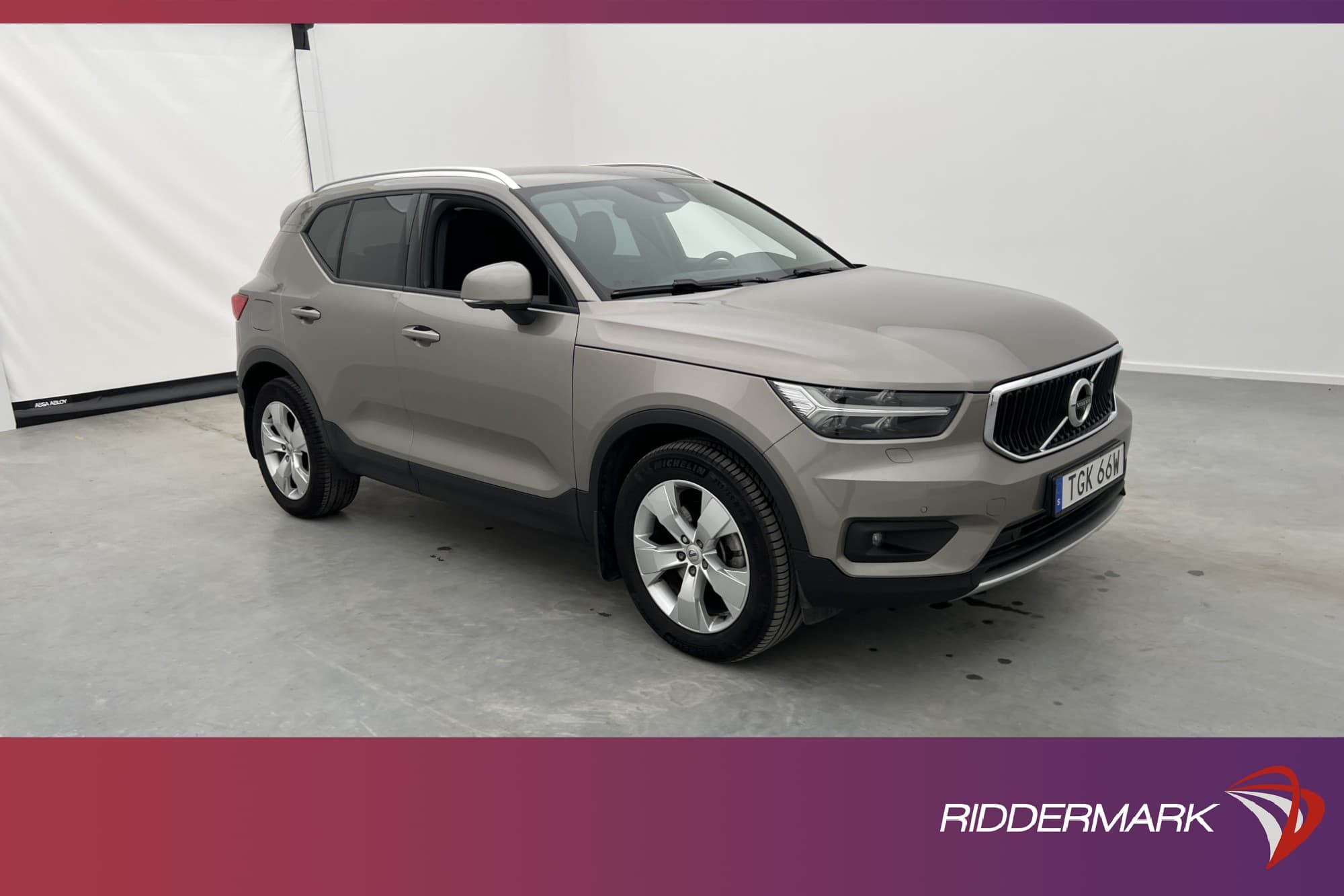 Volvo XC40 B4 197hk