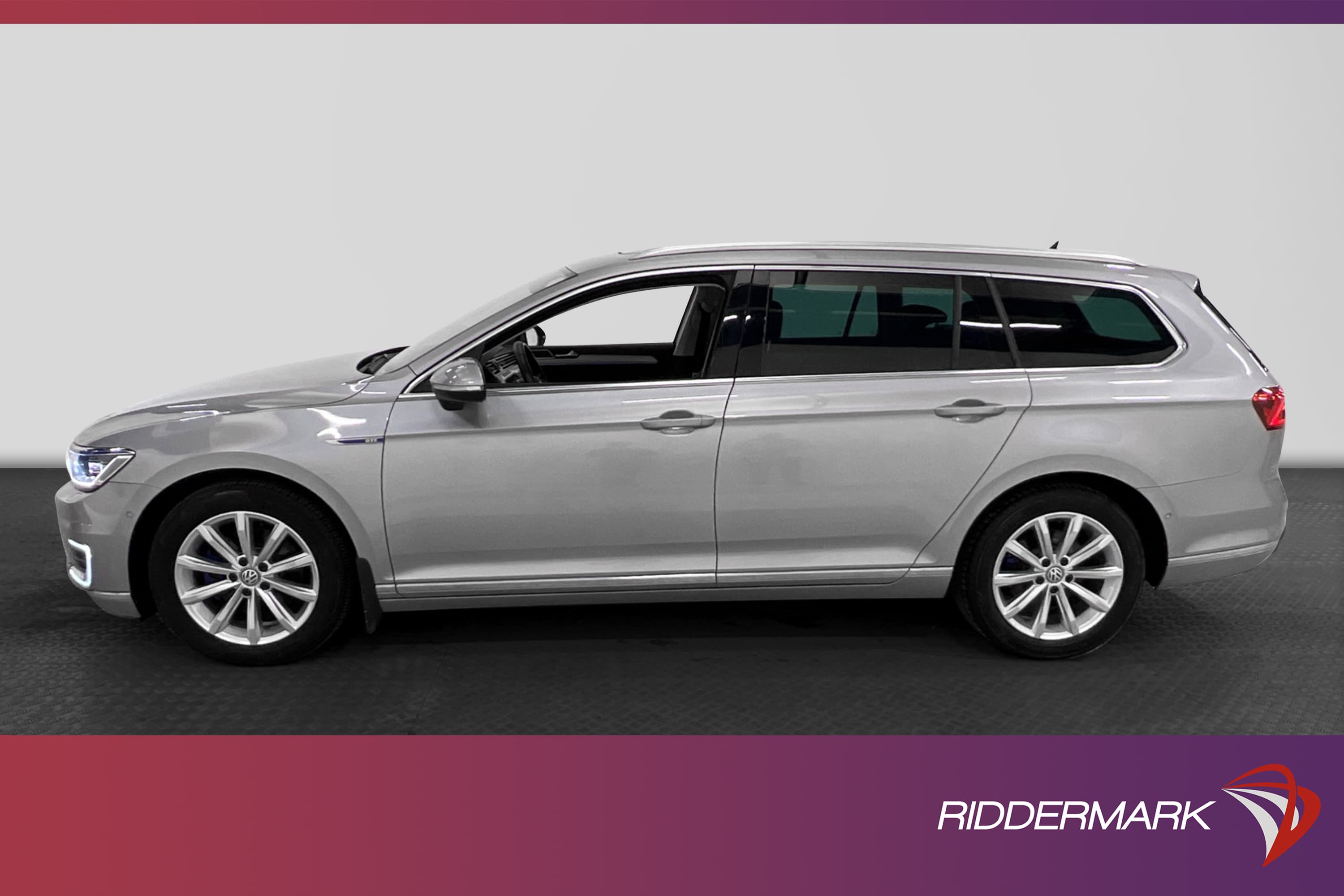 Volkswagen Passat GTE 218hk