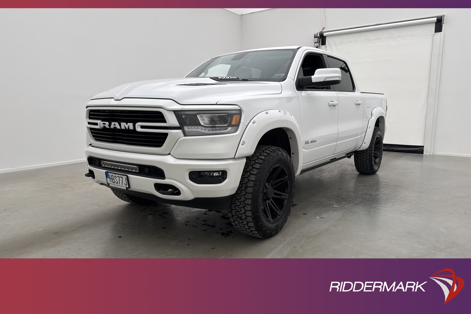 Dodge RAM Laramie Sport 4x4 Drag Diff Skinn H/K Pano Moms