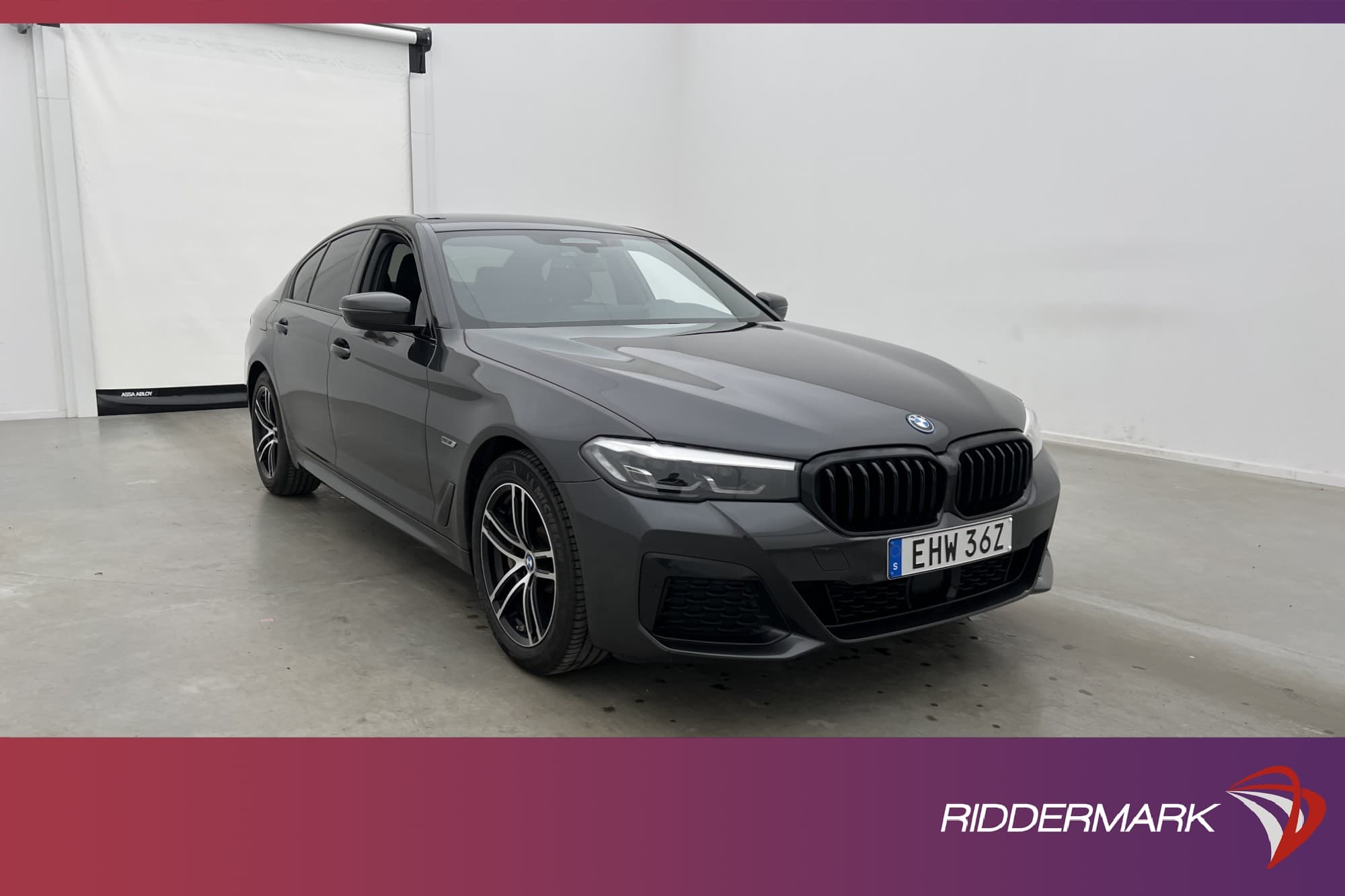 BMW 530e xDrive 292hk M Sport Navi B-Kamera Skinn Drag