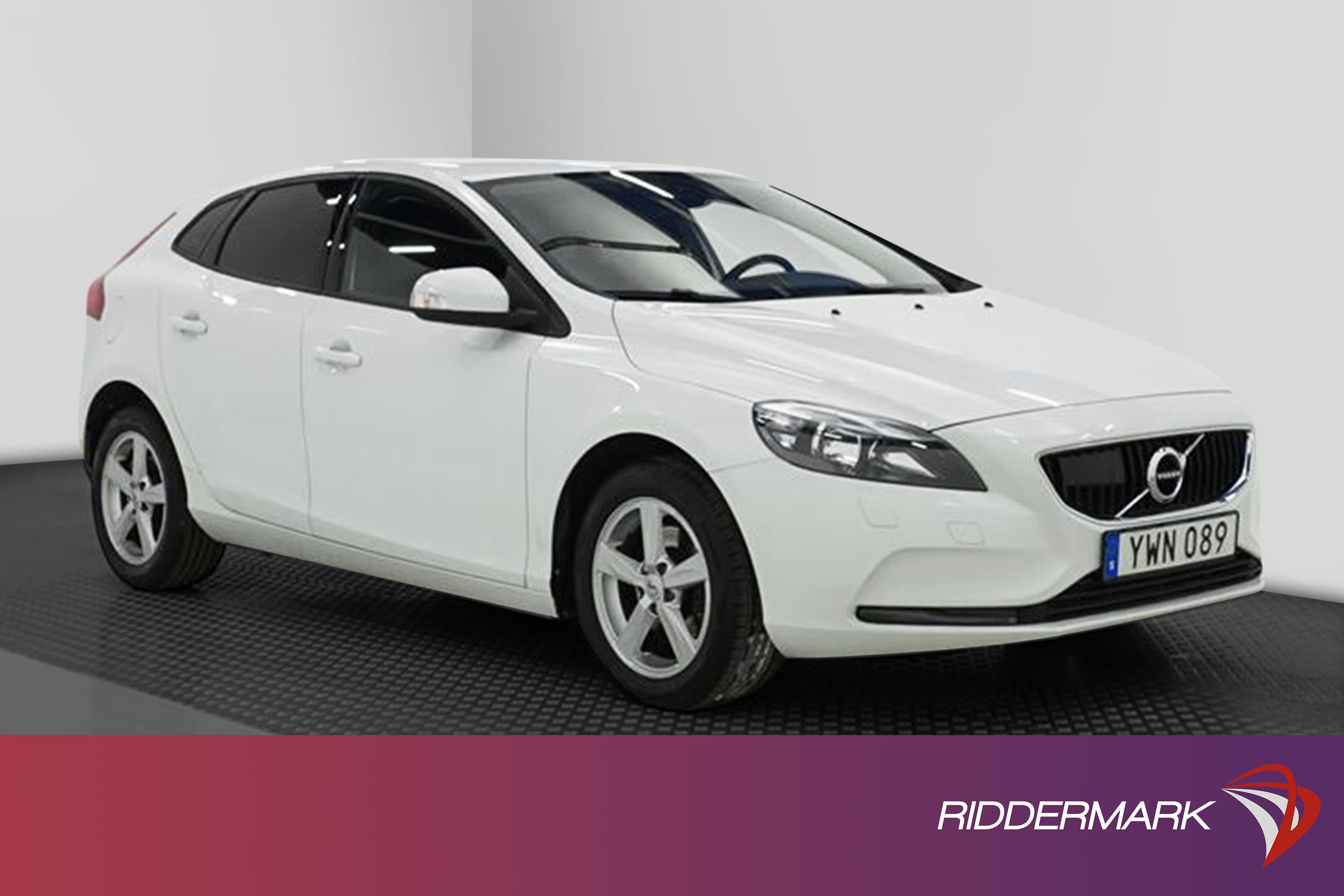 Volvo V40 T3 152hk  Voc Drag B-Värm Adaptiv Lane Assist PDC exteriör