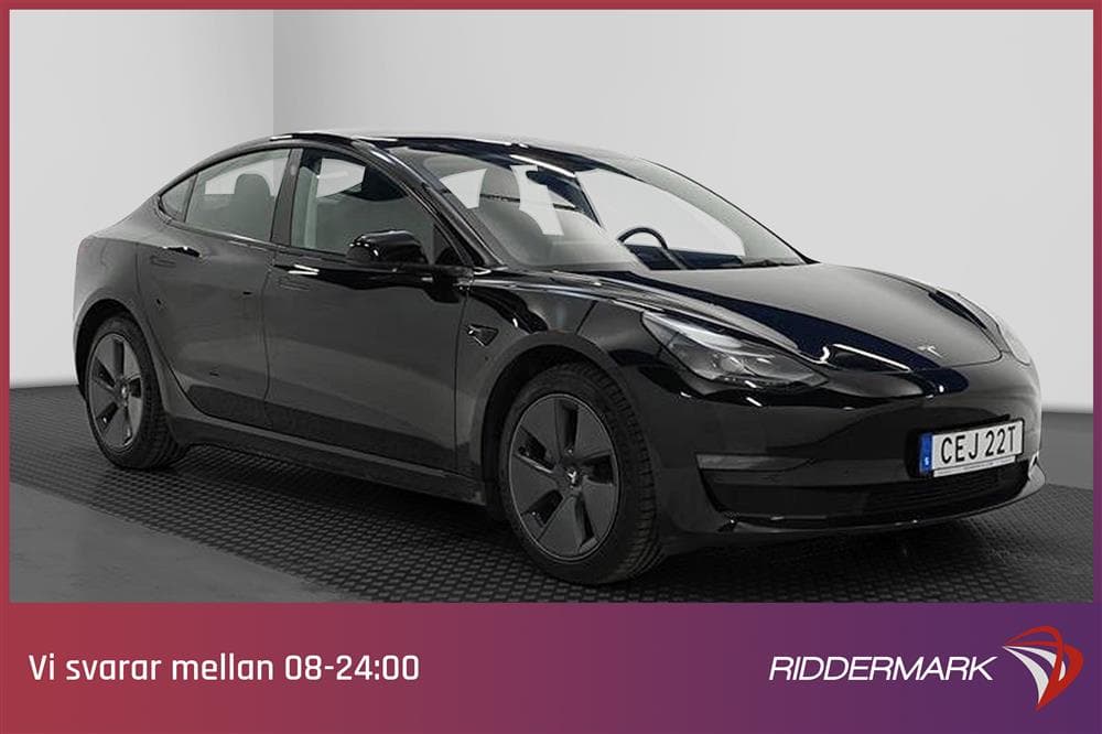 Tesla Model 3 Long Range AWD 440hk Svensksåld Premiumexteriör