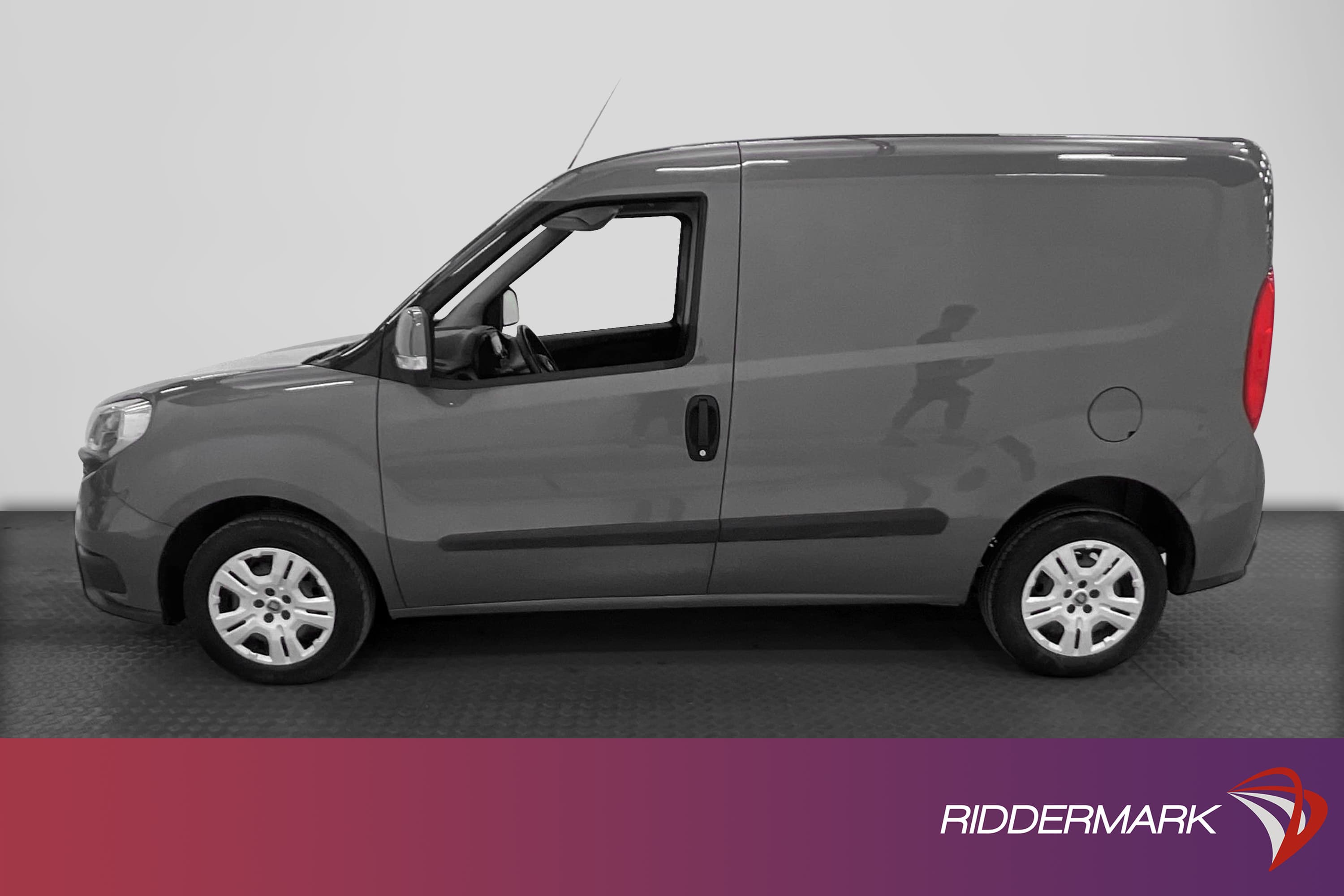 Fiat Doblo 1.3Multijet 90hk Dragkrok 3-sits 0.5l/mil