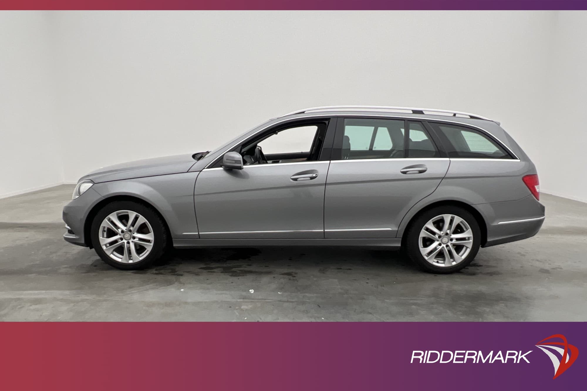 Mercedes-Benz C 180 T 156hk