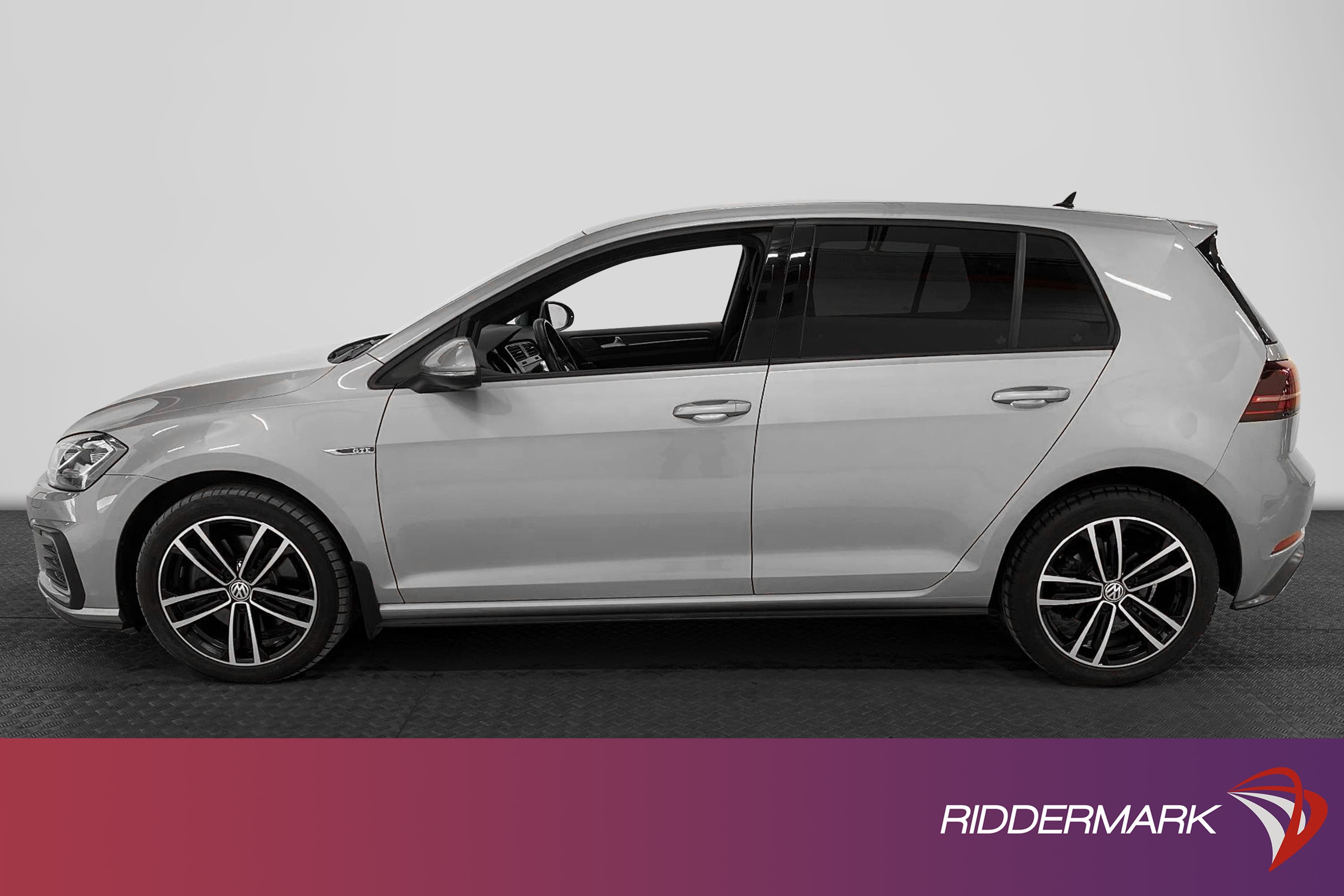 Volkswagen  Golf GTE 204hk