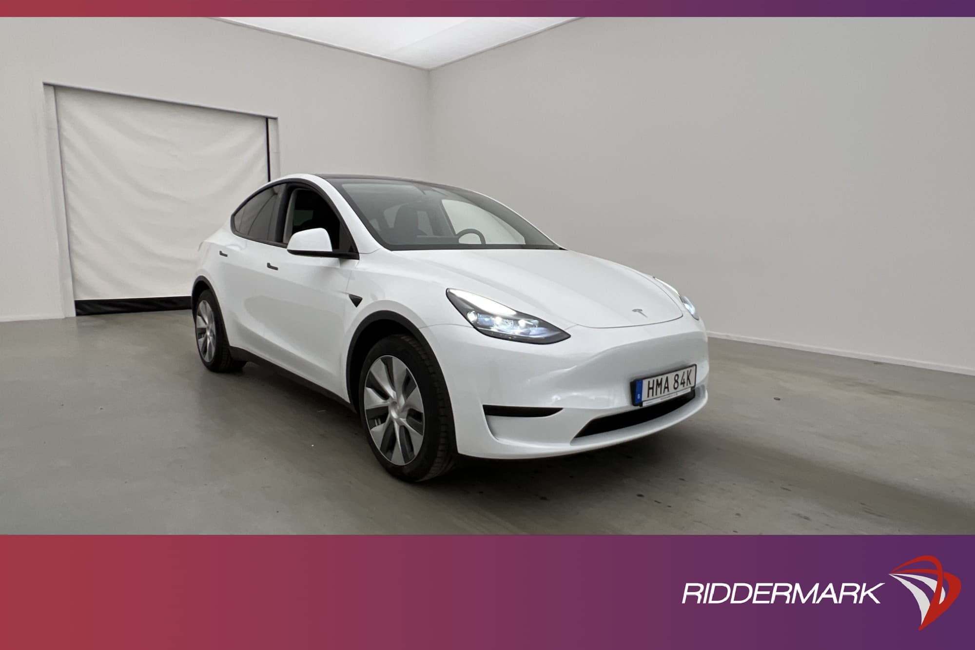 Tesla Model Y Standard Range