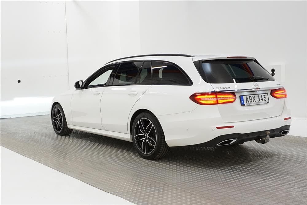 Mercedes-Benz E 220d 4M 194hk AMG Pano Wide. Värmare 360°