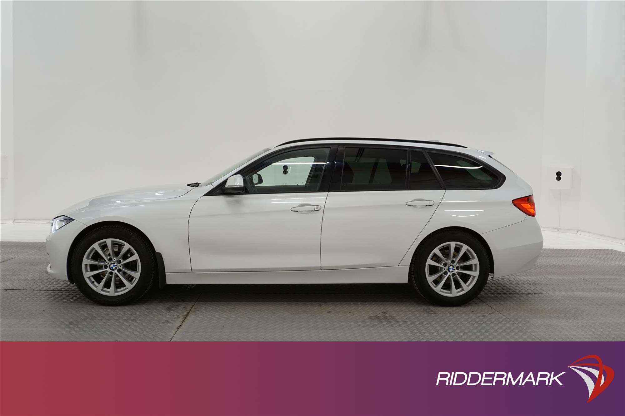 BMW 328i Touring Steptronic 245hk