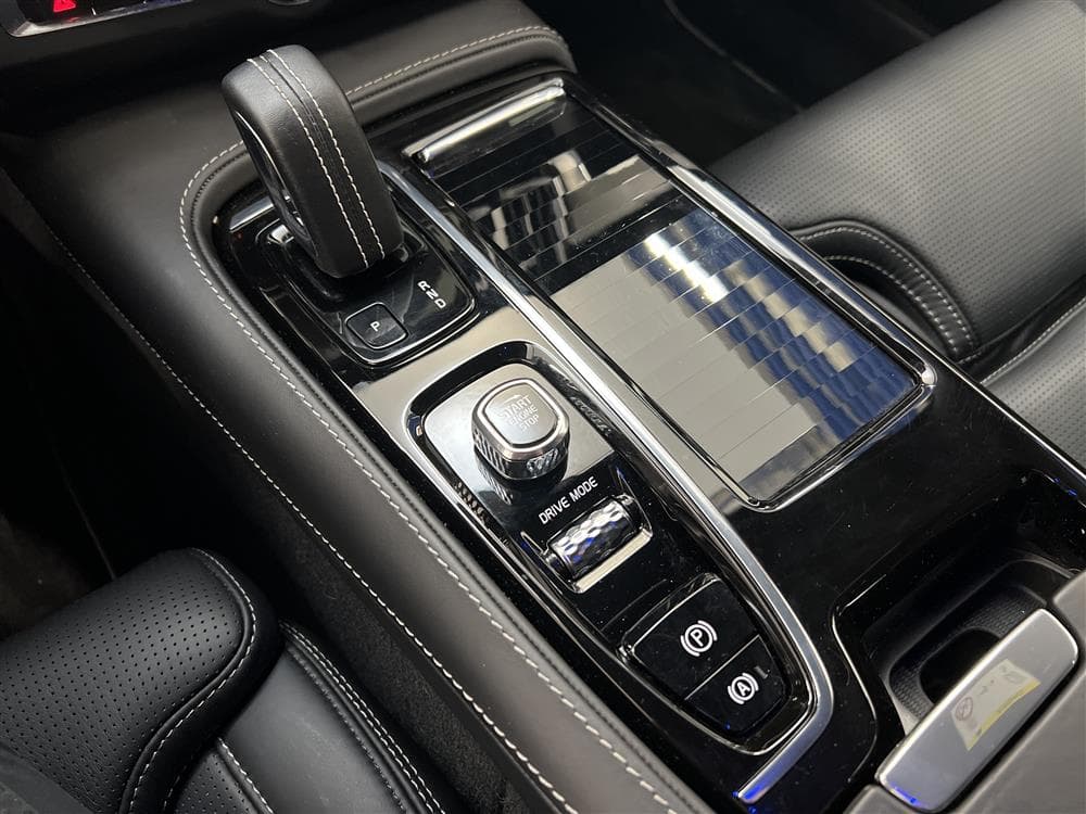 Volvo S90 T8 AWD TwEn 407hk R-Design B&O Head up Nyservadinteriör