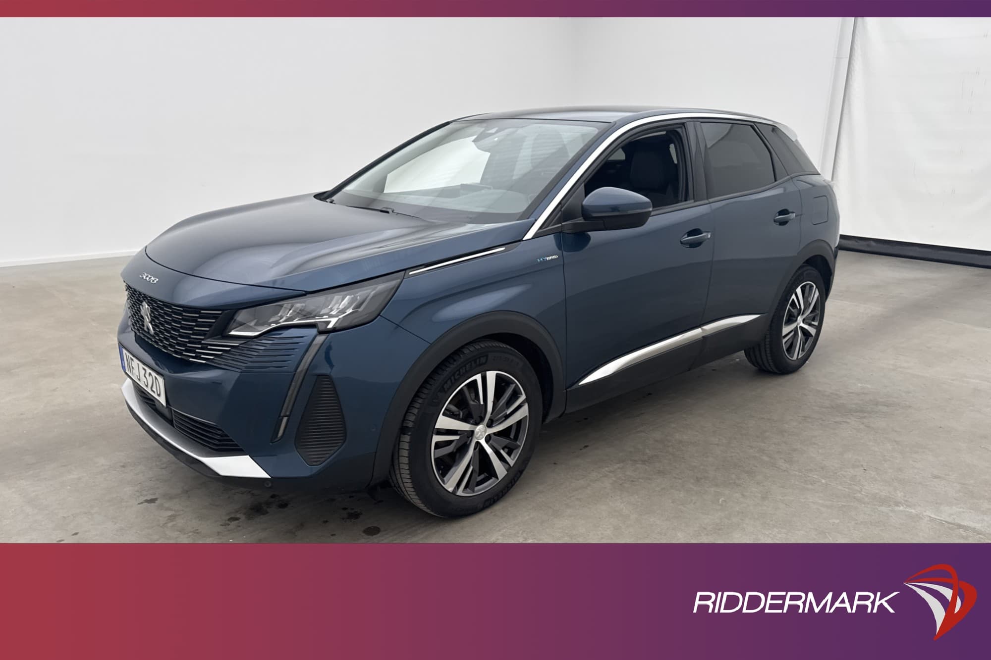 Peugeot 3008 HYBRID 225 PHEV 225hk Allure Kamera CarPlay