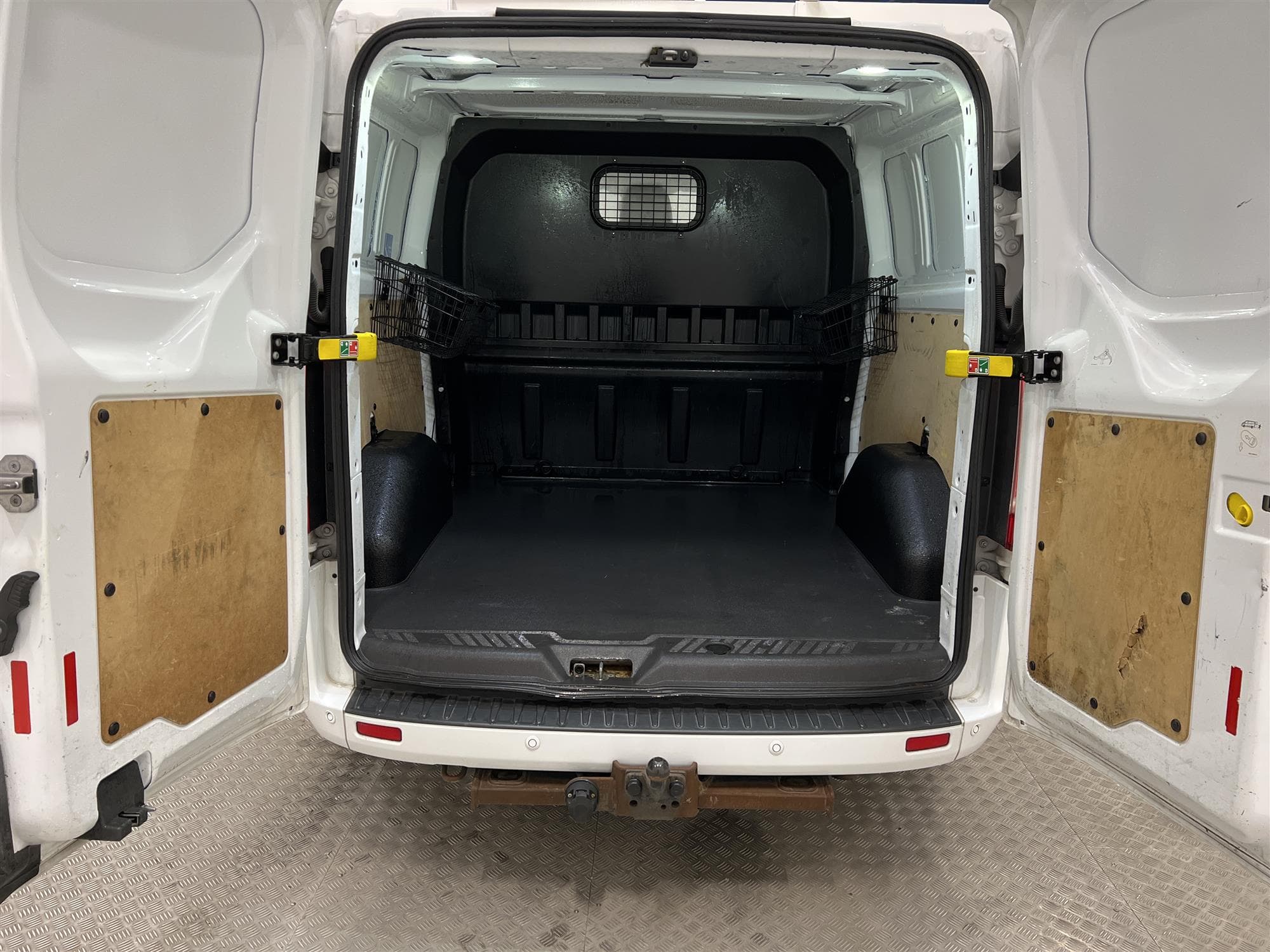 Ford Transit Custom Crew Van 170hk Limited Värmare Drag  interiör