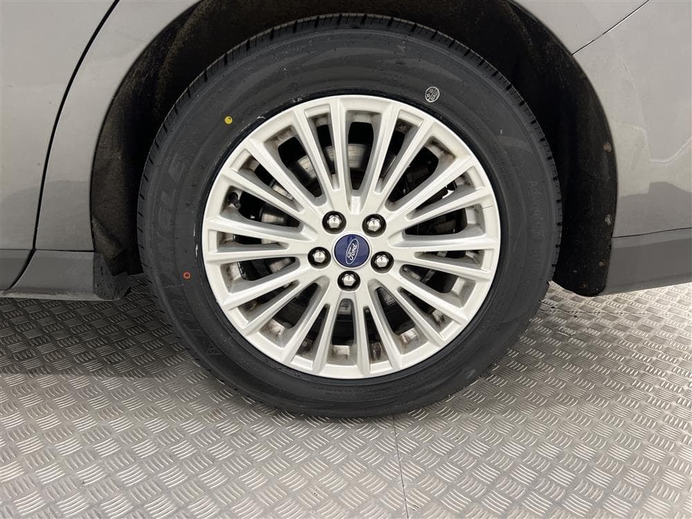 Ford Galaxy 2.0 TDCI 180hk AWD Titanium 7-Sits D-Värm Draginteriör