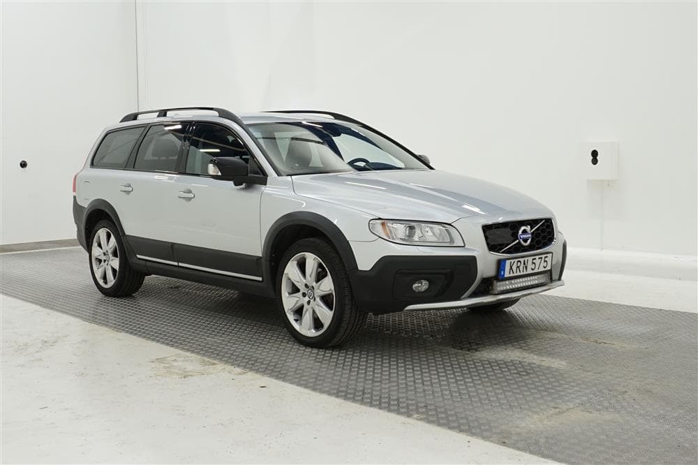 Volvo XC70 II D4 AWD 181hk