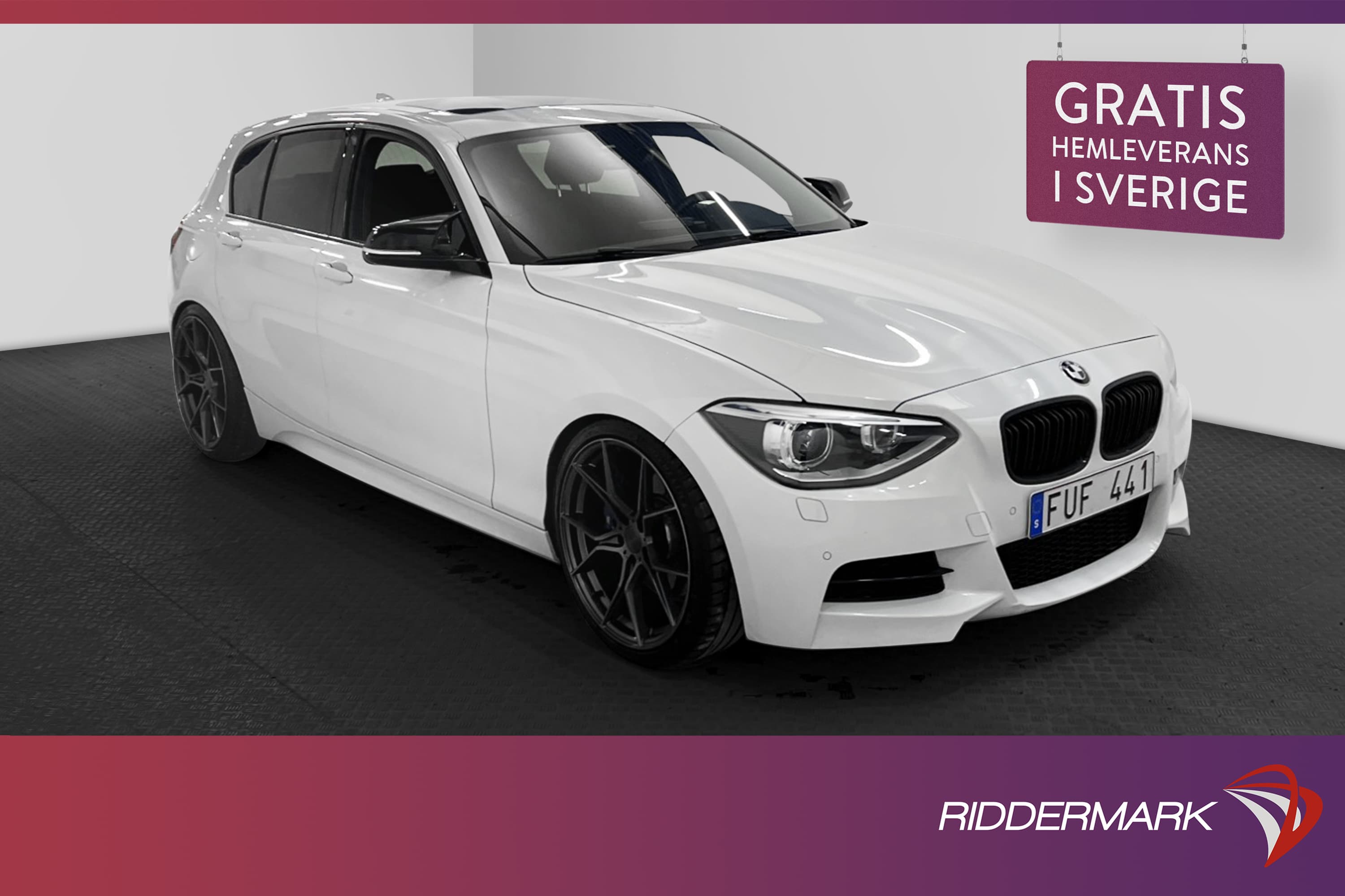 BMW M135i xDrive 320hk