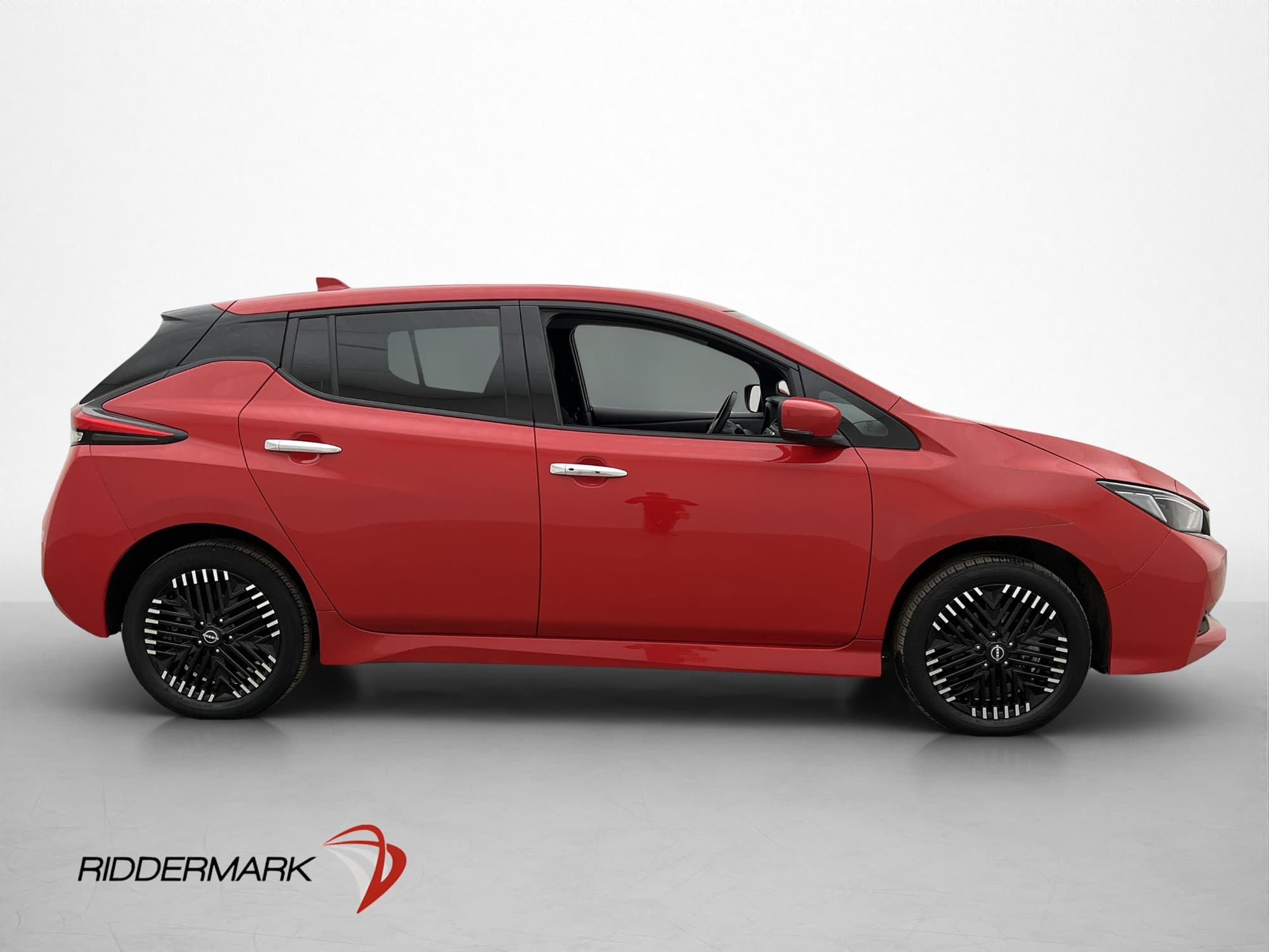 Nissan Leaf e+ 217hk N-Connecta 360° Rattvärme Navi MOMS